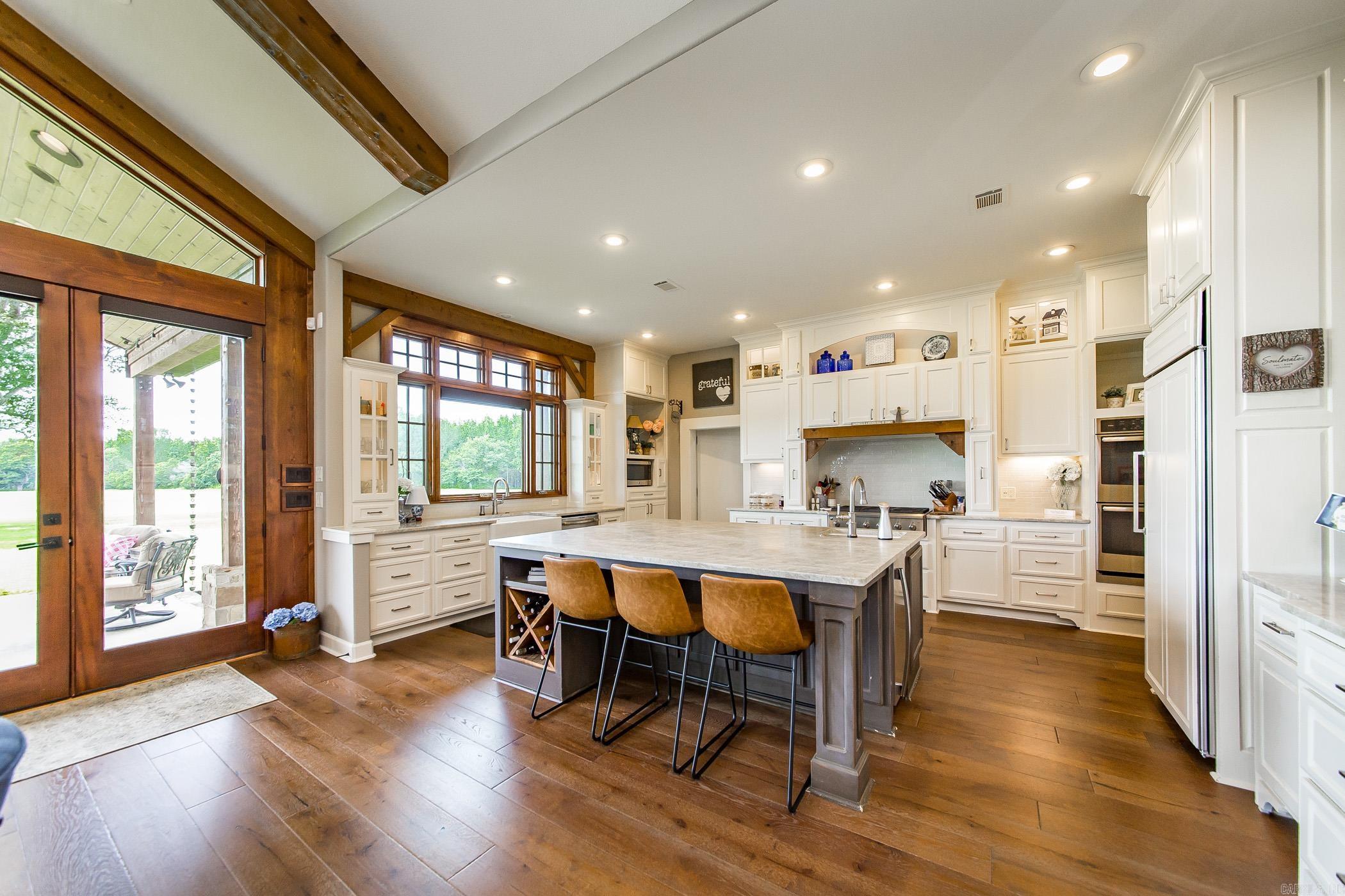 2494 Highway 236 E Lonoke, AR 72086