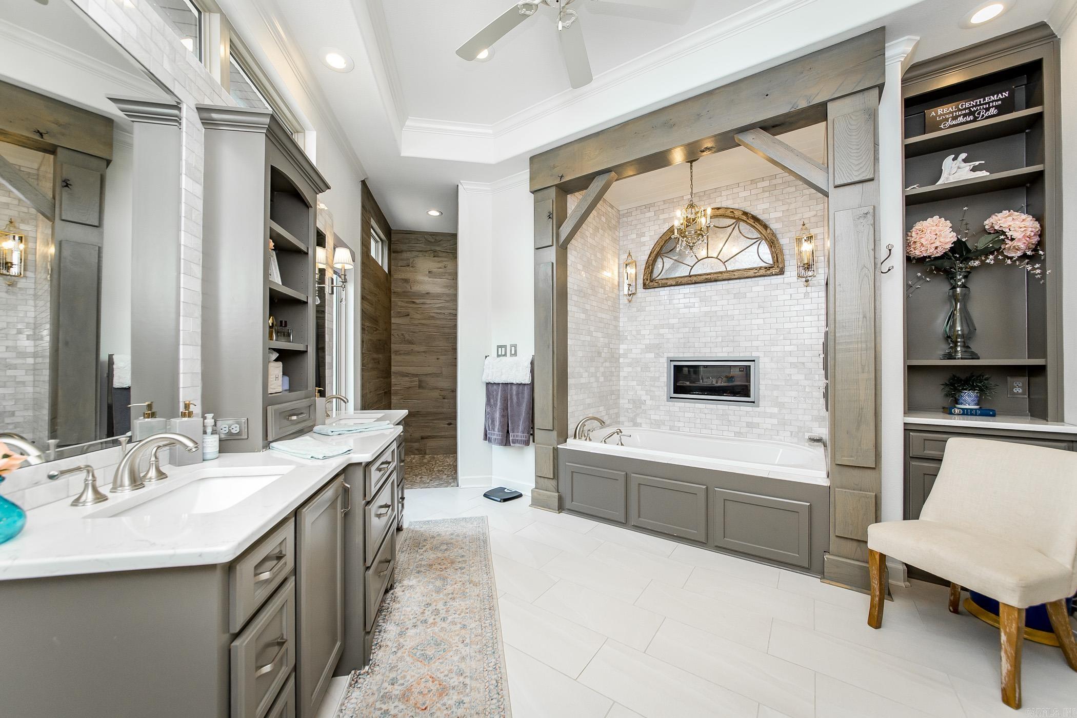 2494 Highway 236 E Lonoke, AR 72086