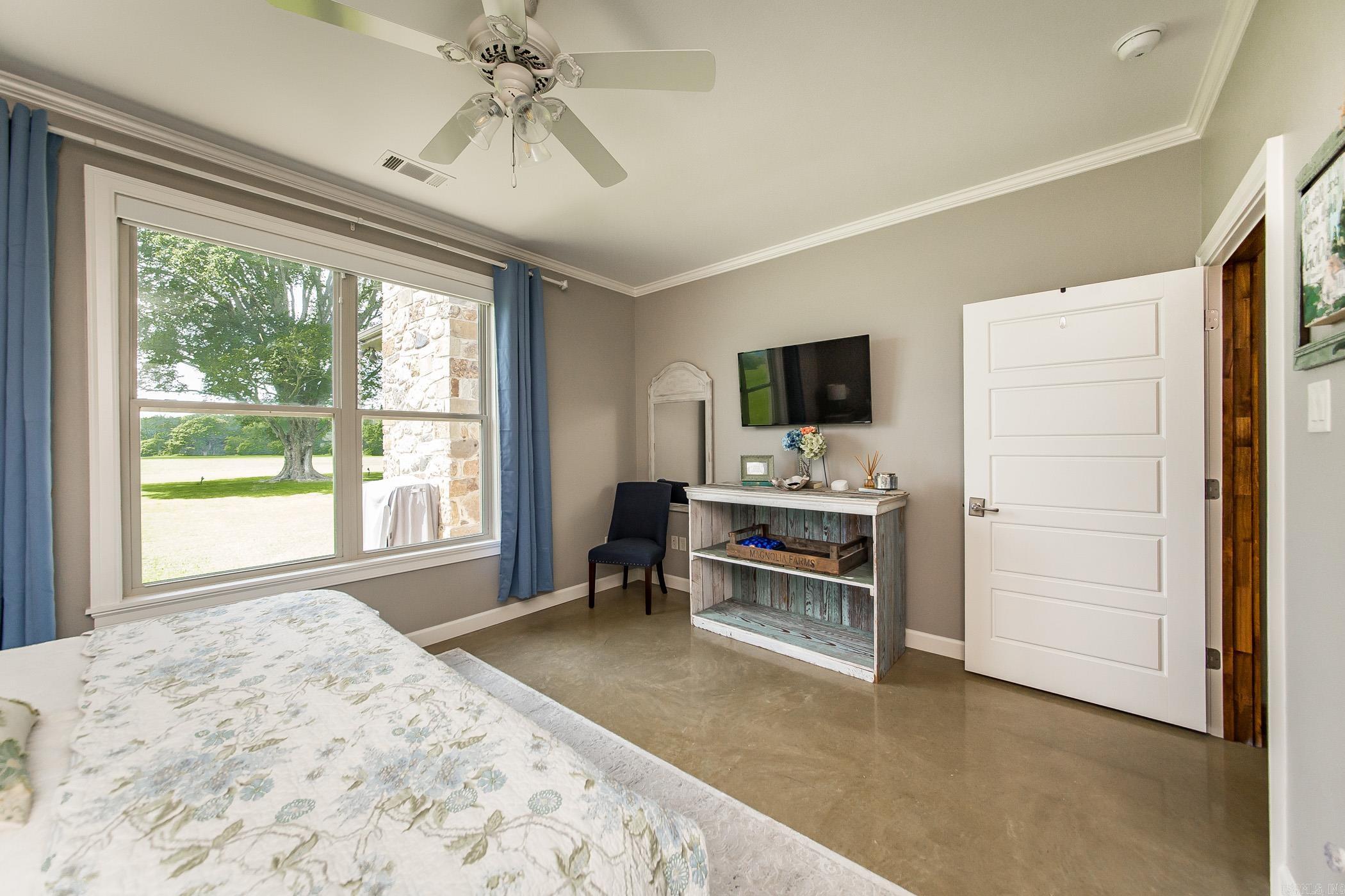 2494 Highway 236 E Lonoke, AR 72086