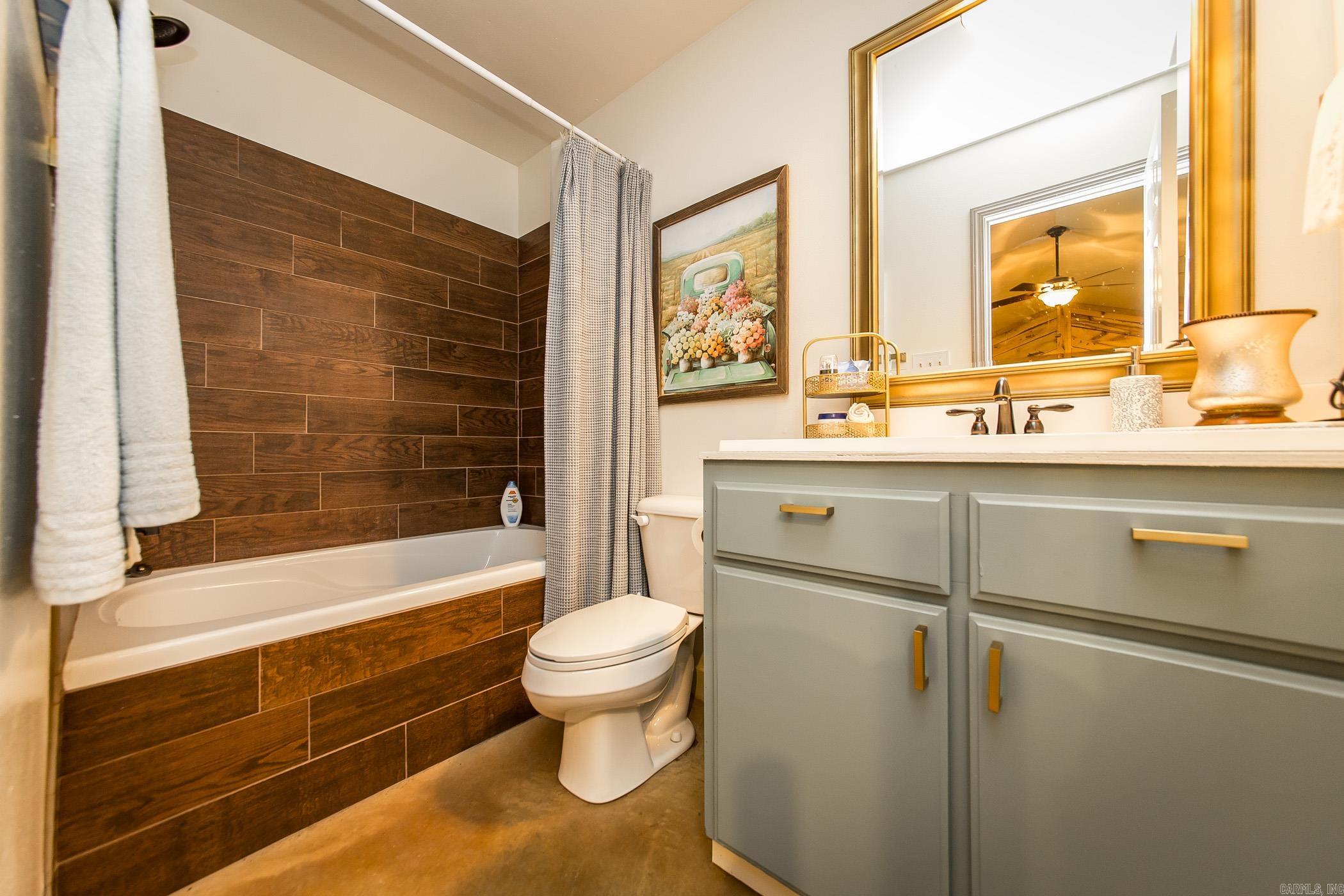 2494 Highway 236 E Lonoke, AR 72086