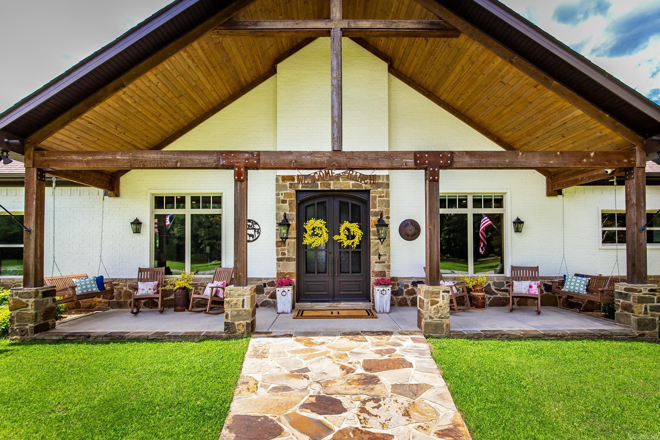 2494 Highway 236 E Lonoke, AR 72086