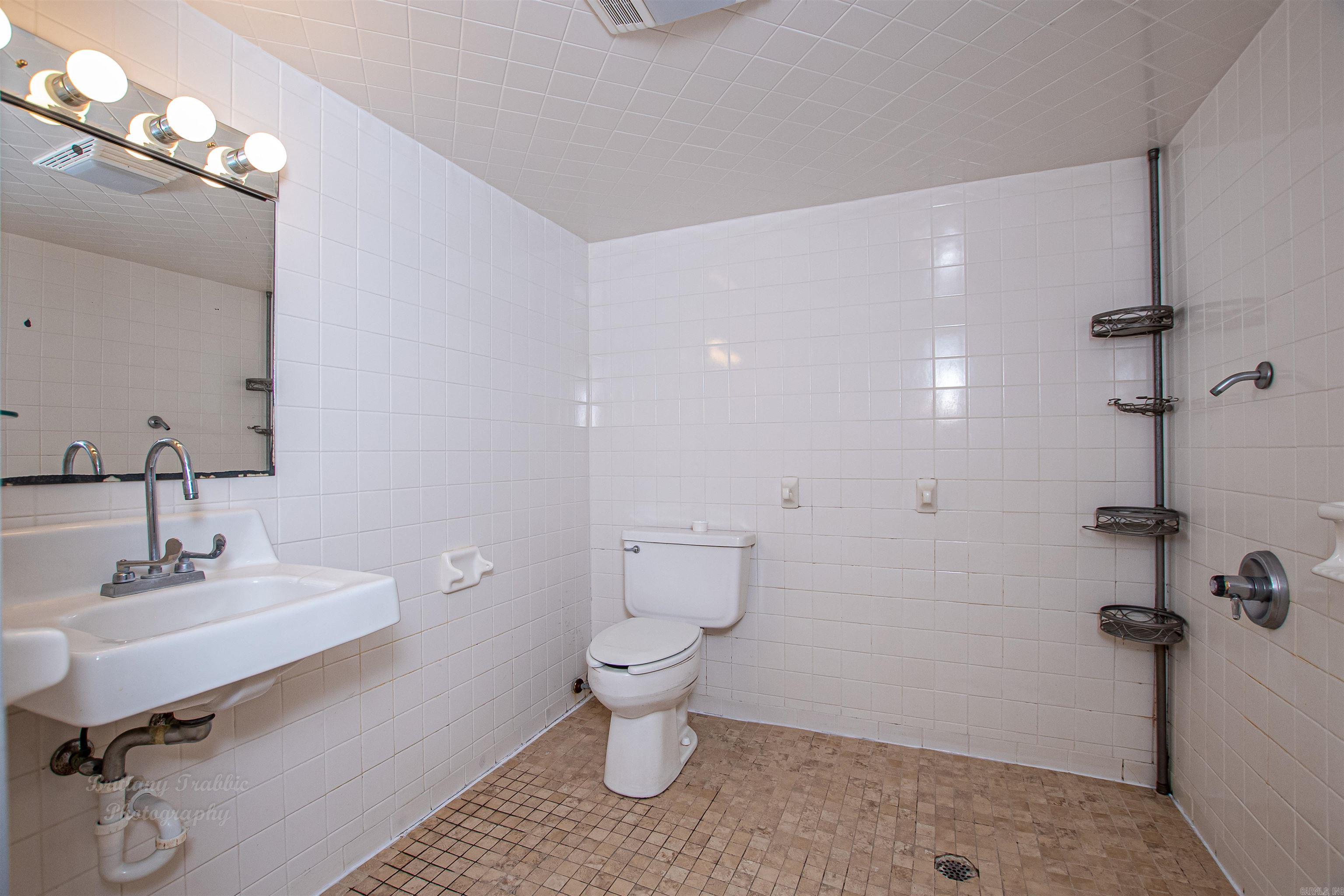 2203 W Elm St El Dorado, AR 71730