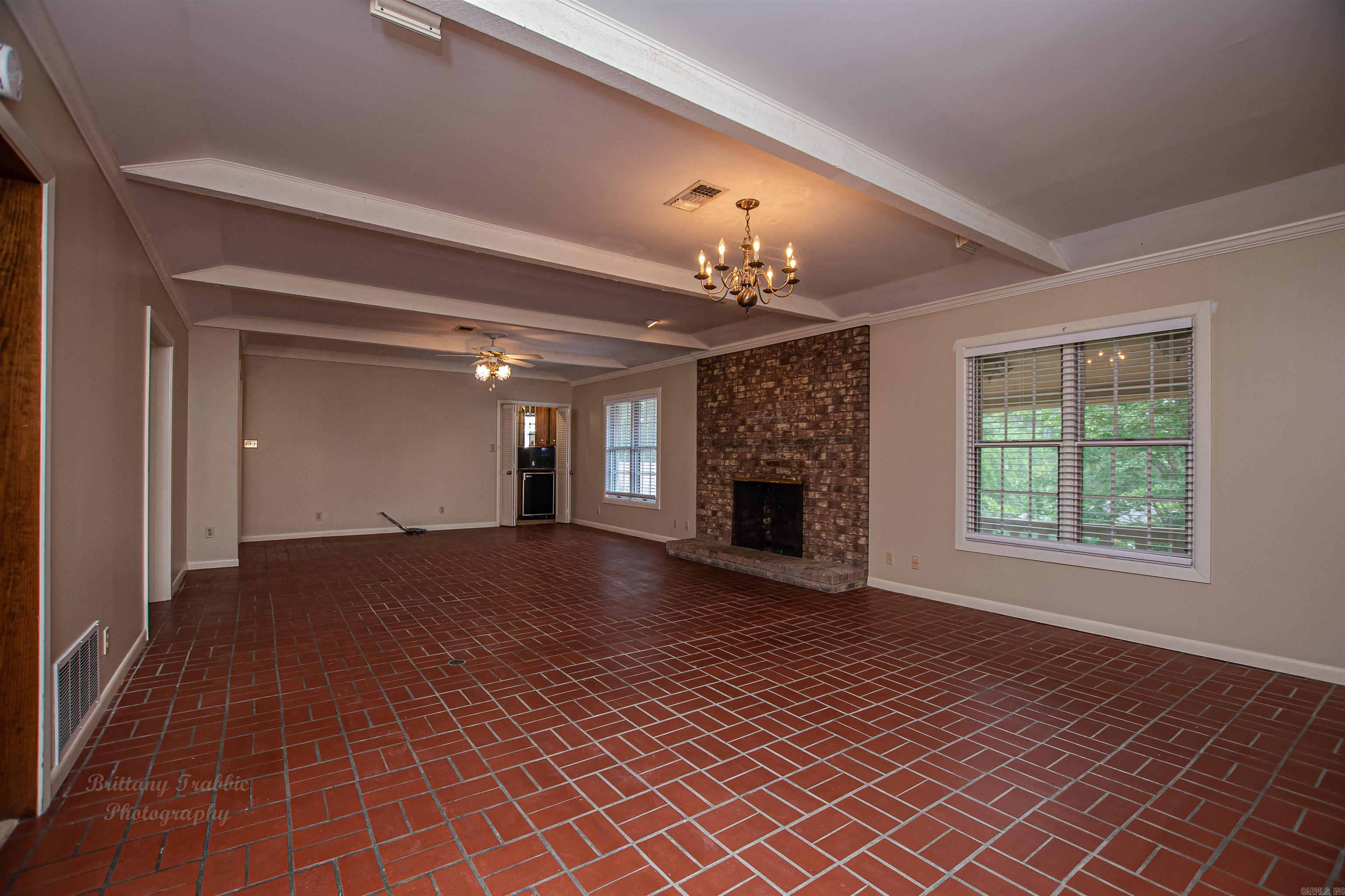 2203 W Elm St El Dorado, AR 71730