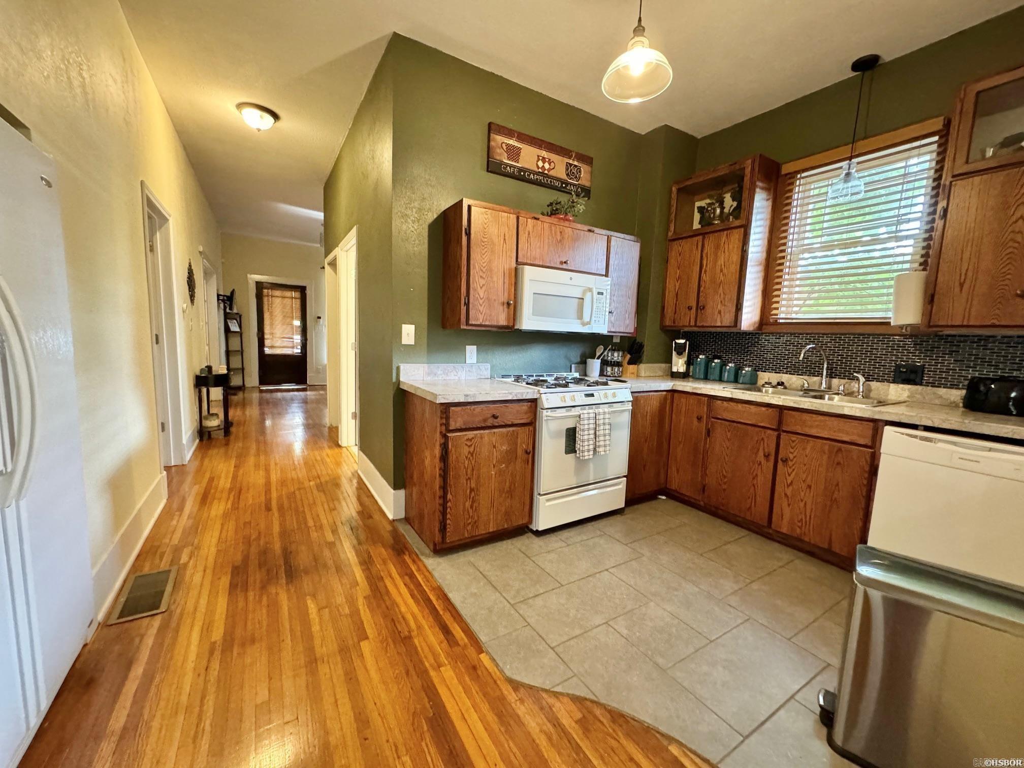 201 & 203 Parallel  Hot Springs, AR