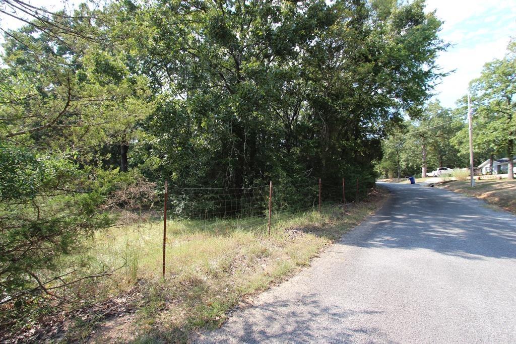 11 Bell  Greenbrier, AR