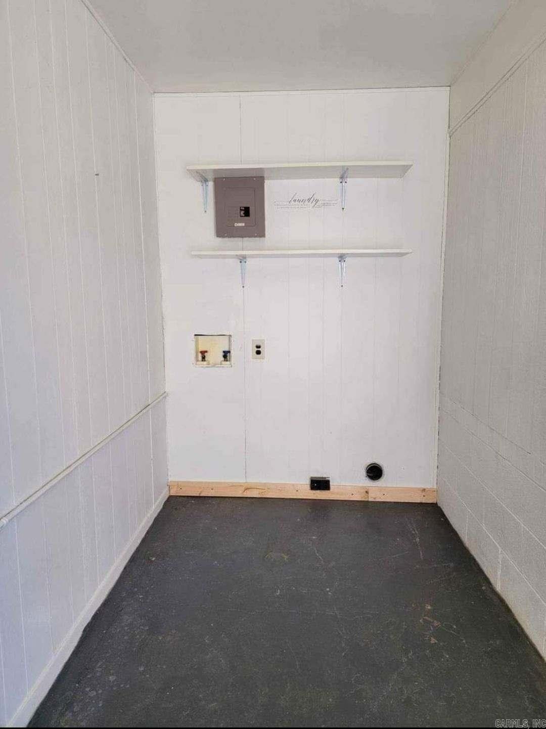 153 N Hickory  Piggott, AR