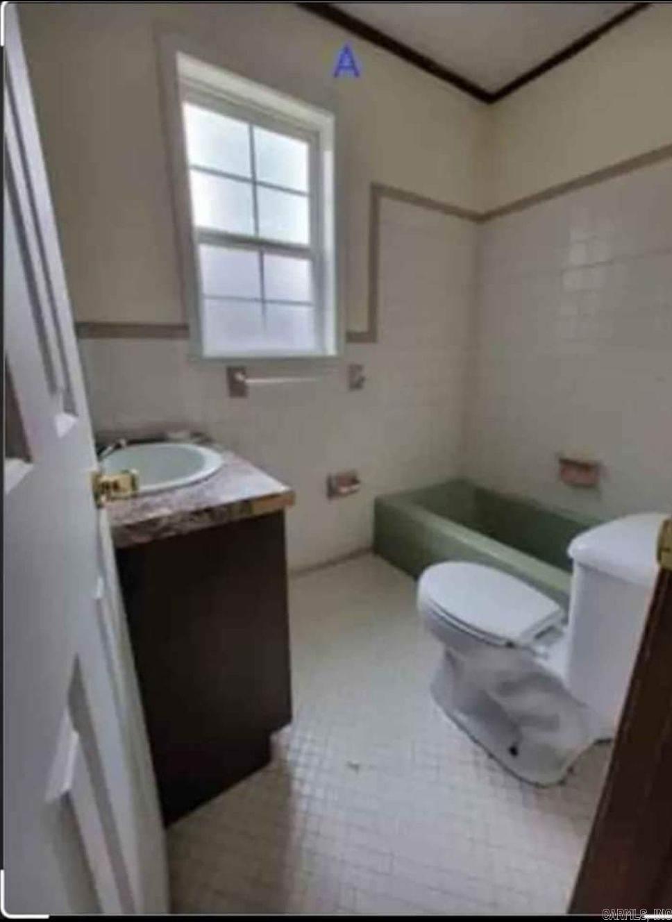 153 N Hickory  Piggott, AR