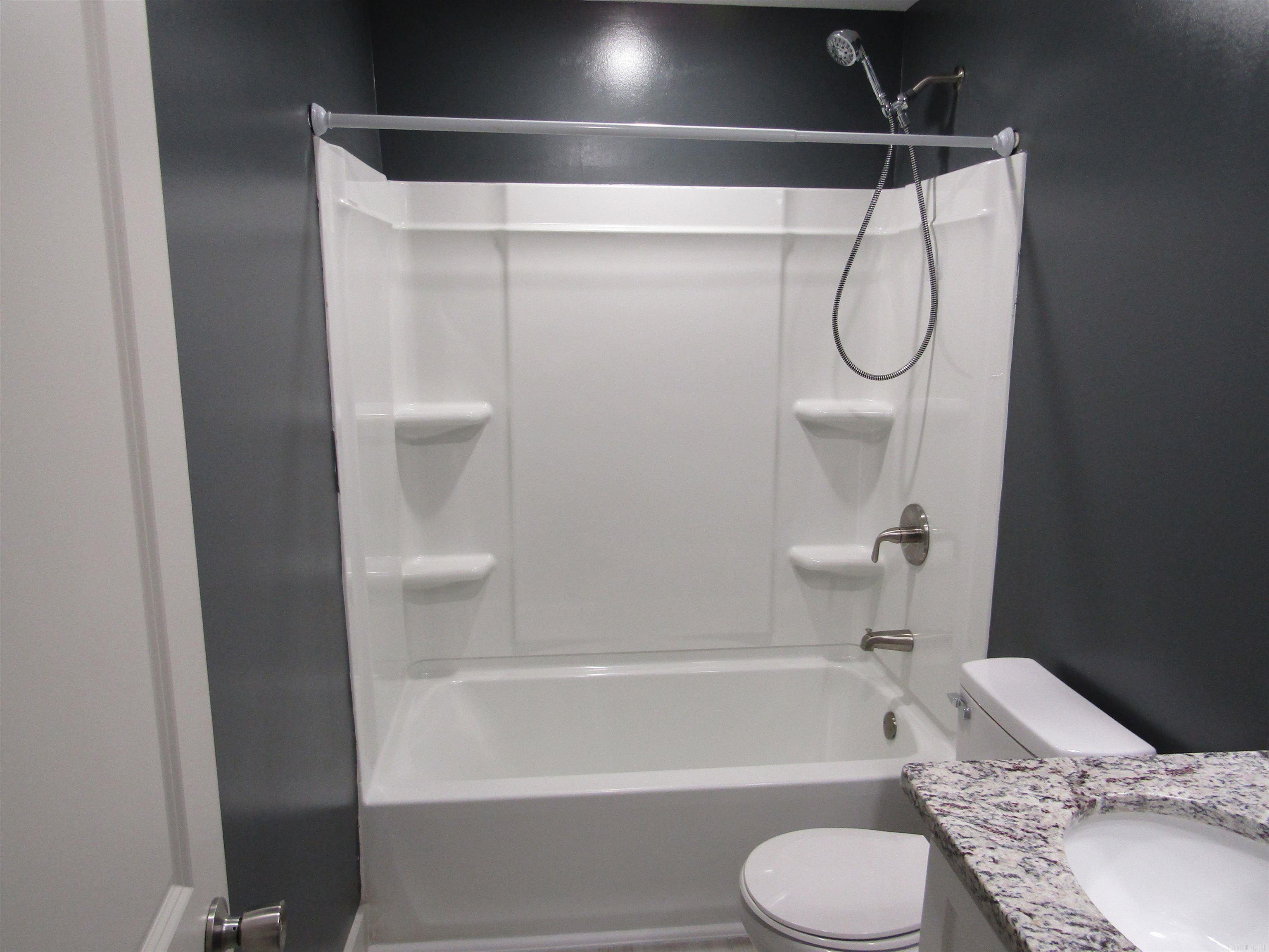 1203 E Lake  Paragould, AR