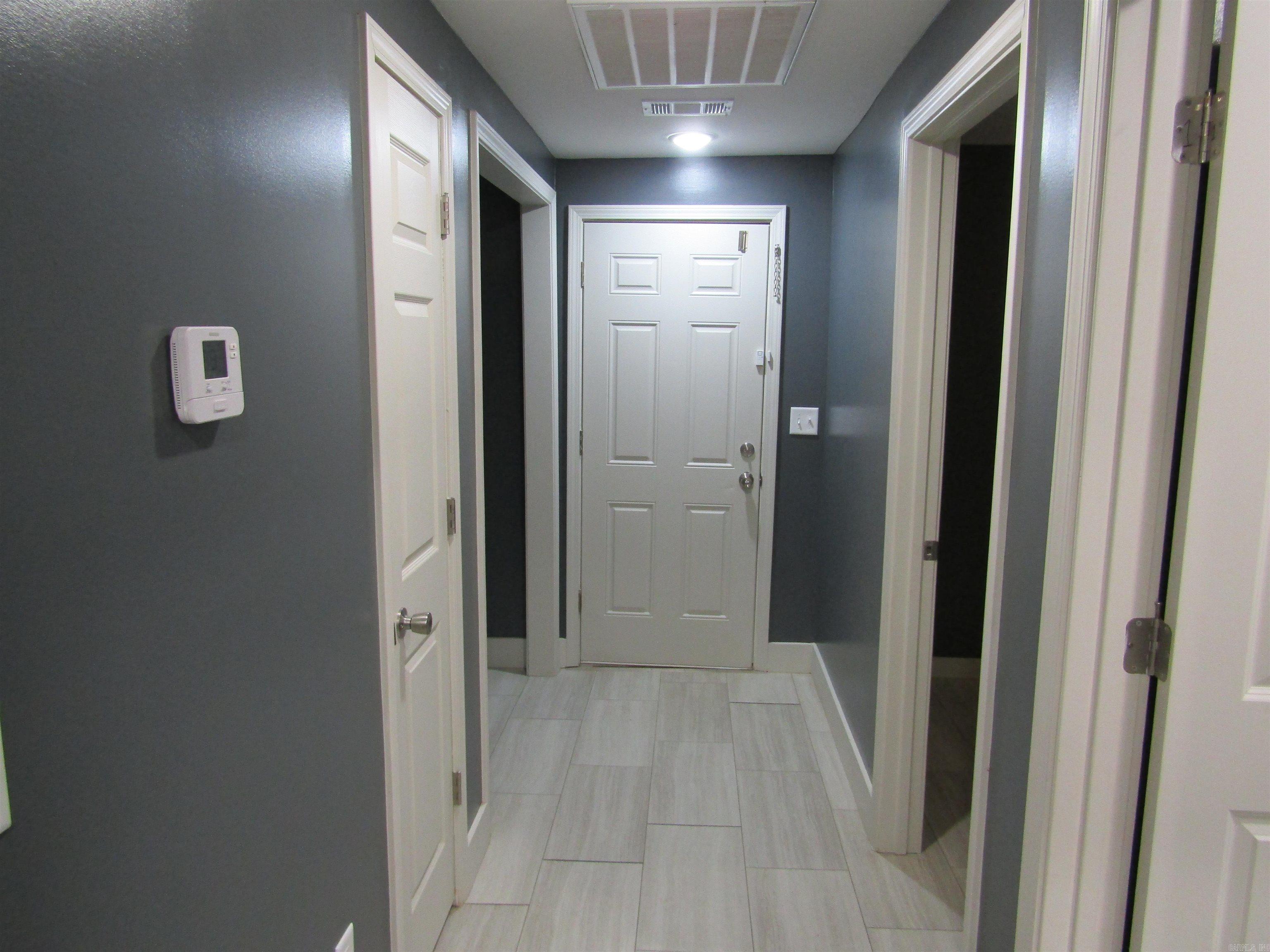 1203 E Lake  Paragould, AR