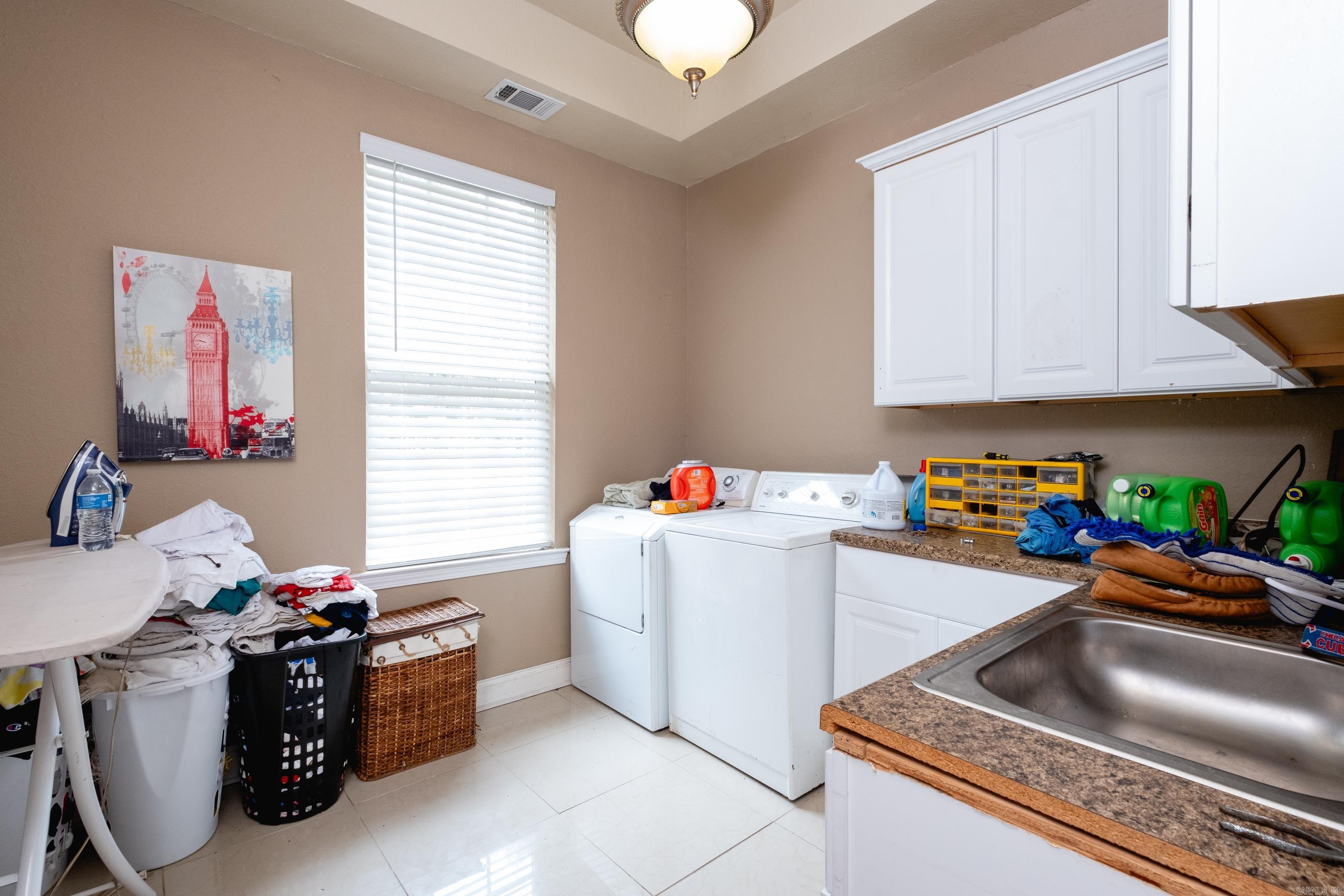 1436 Lakeshore Drive Hensley, AR 72065