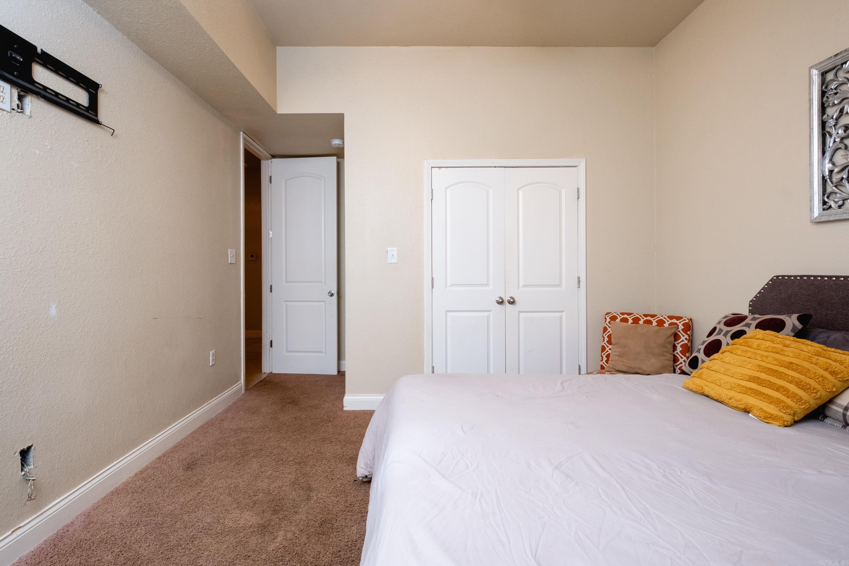 1436 Lakeshore Drive Hensley, AR 72065