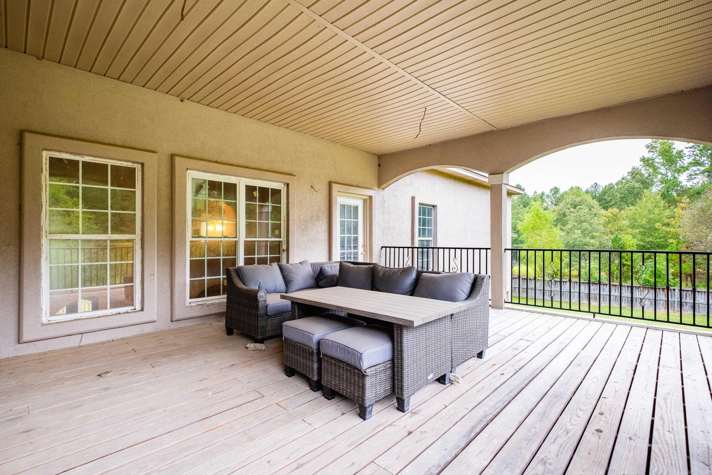 1436 Lakeshore Drive Hensley, AR 72065