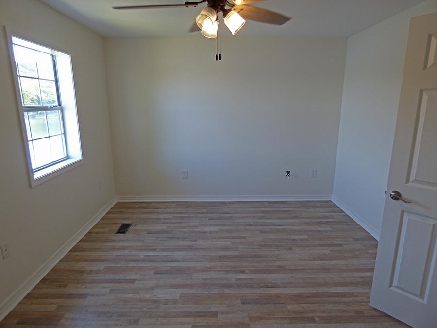 170 E Lakeshore Drive Cherokee Village, AR 72529