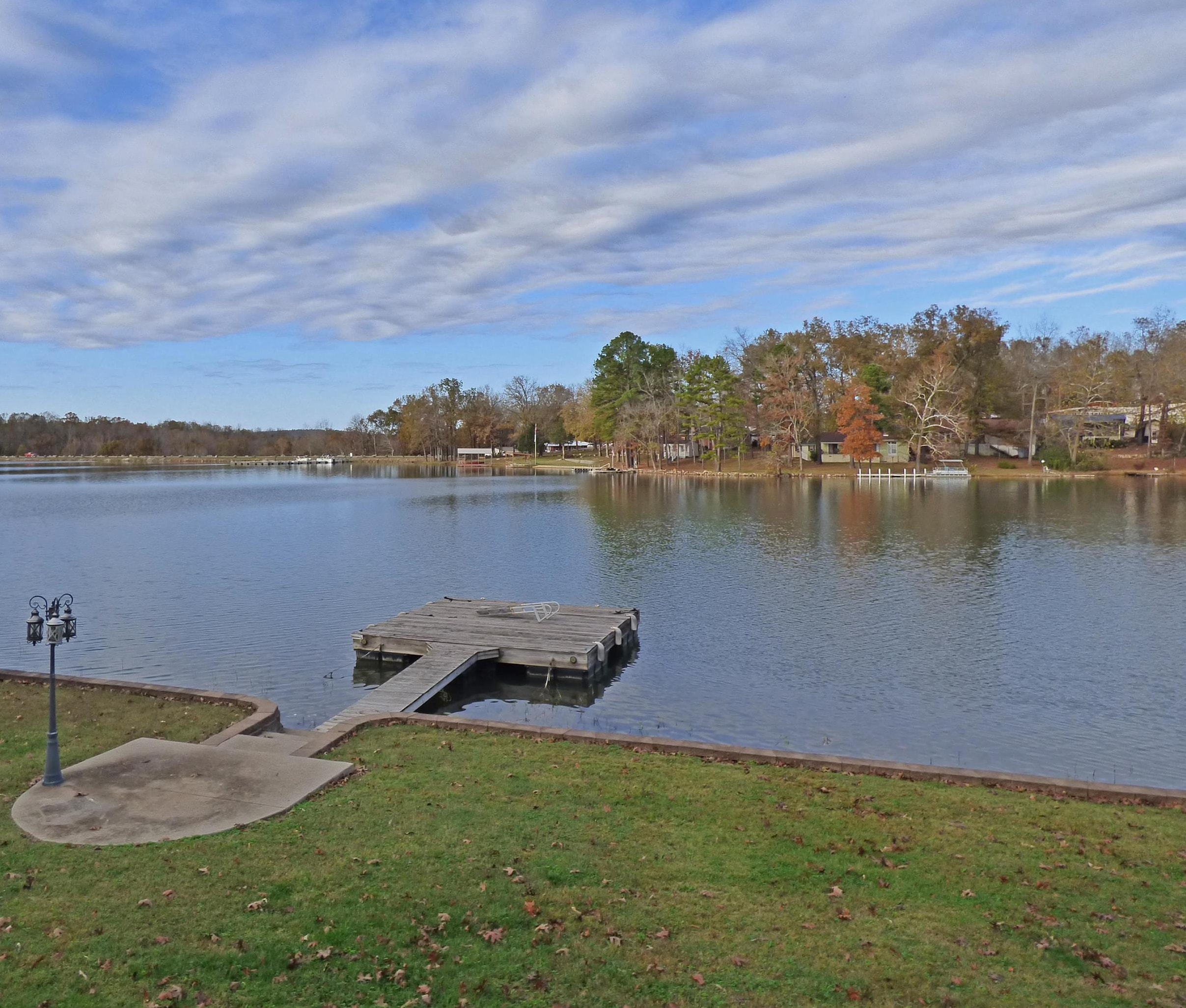 170 E Lakeshore Drive Cherokee Village, AR 72529