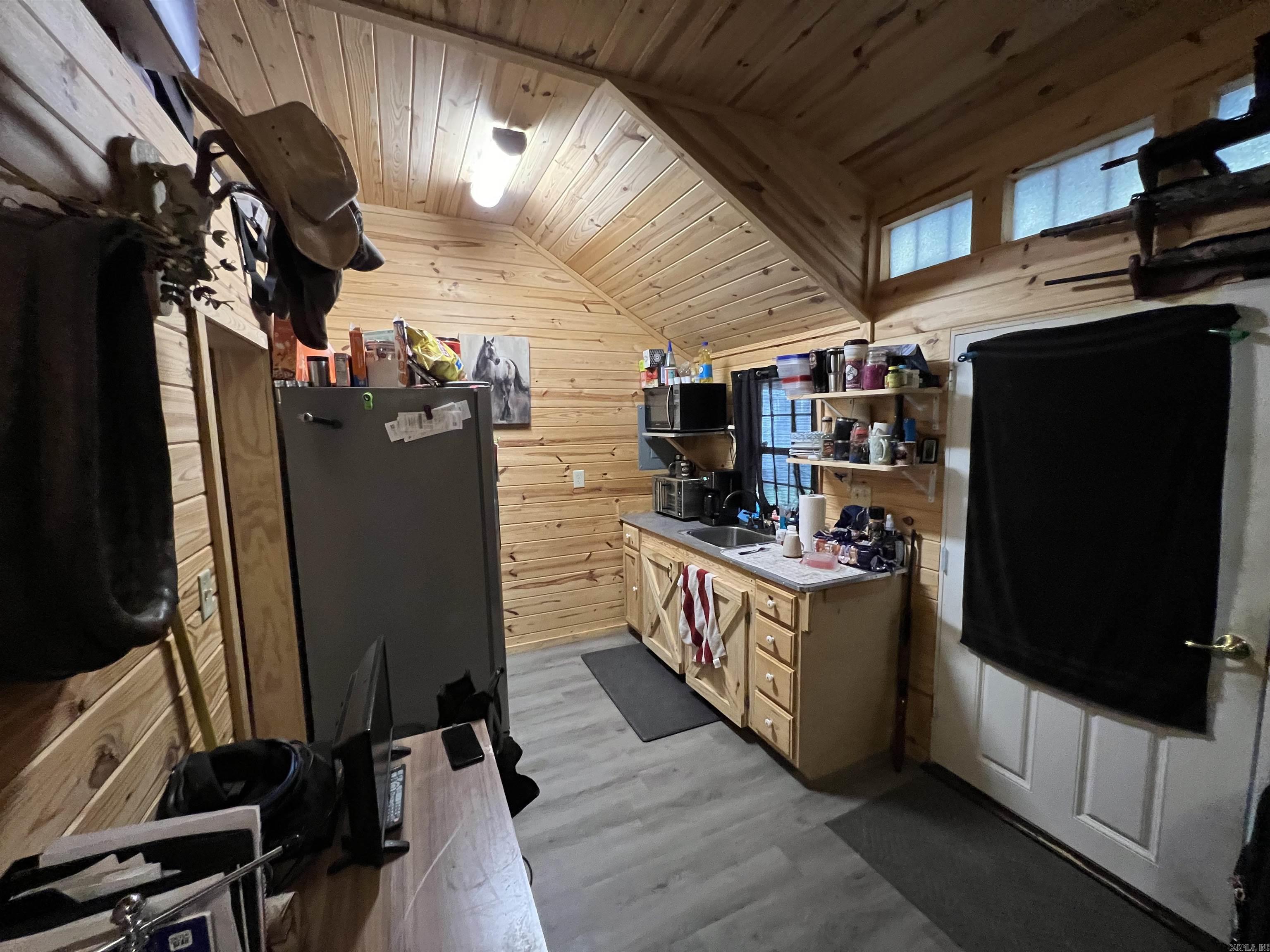 181 Polk Road 127 Mena, AR 71953