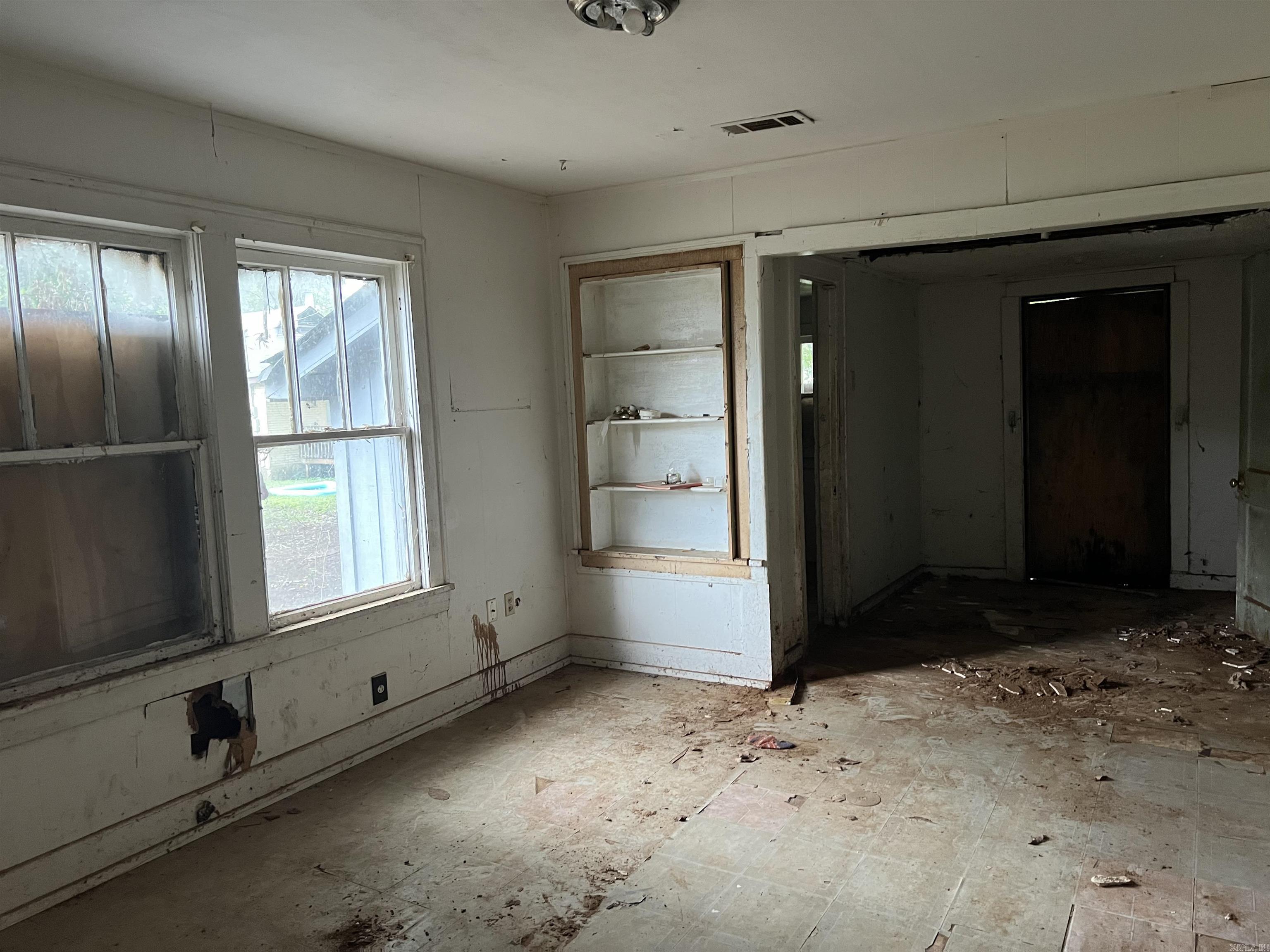 1410 W 11th Street North Little Rock, AR 72114