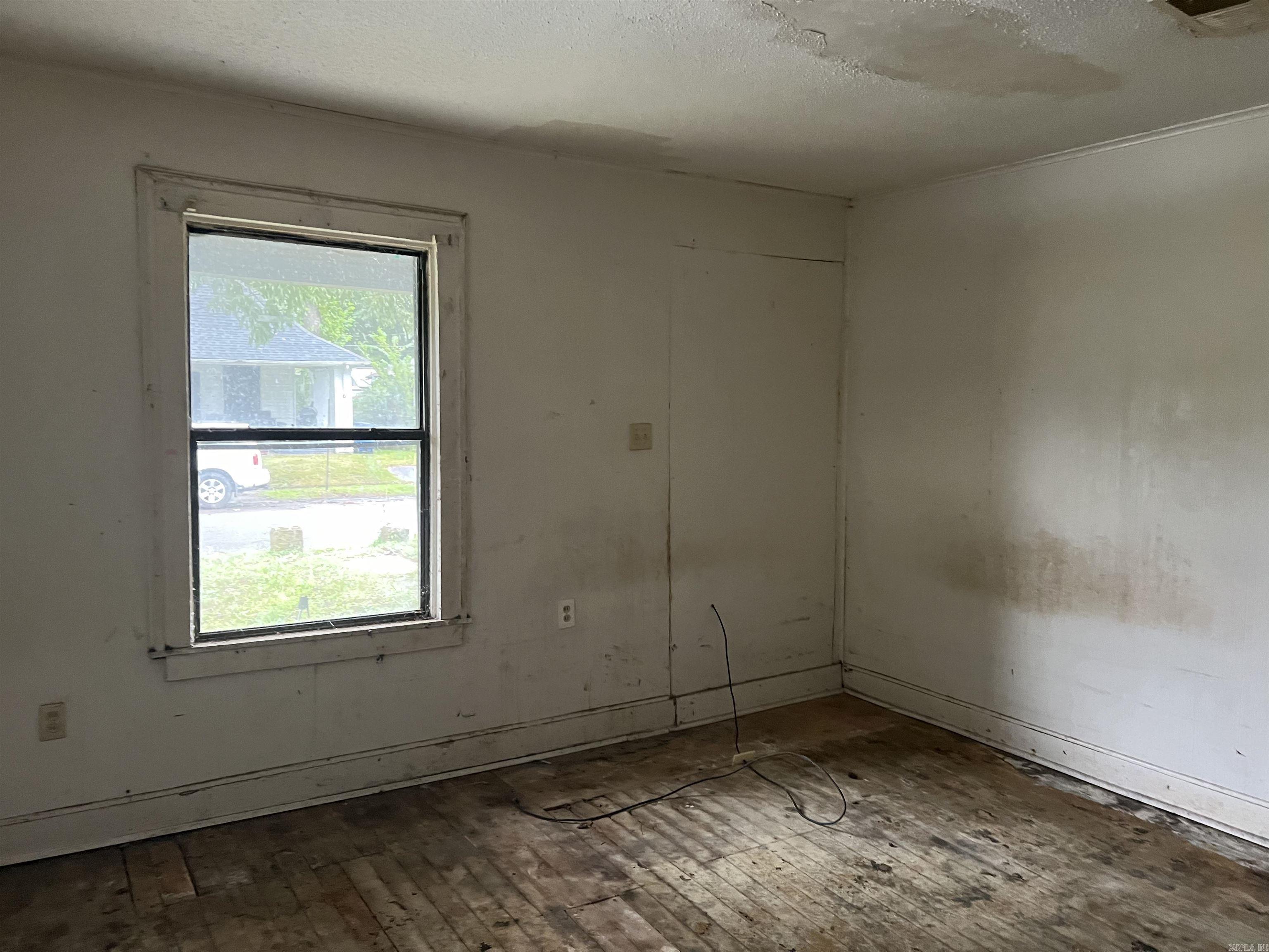 1410 W 11th Street North Little Rock, AR 72114