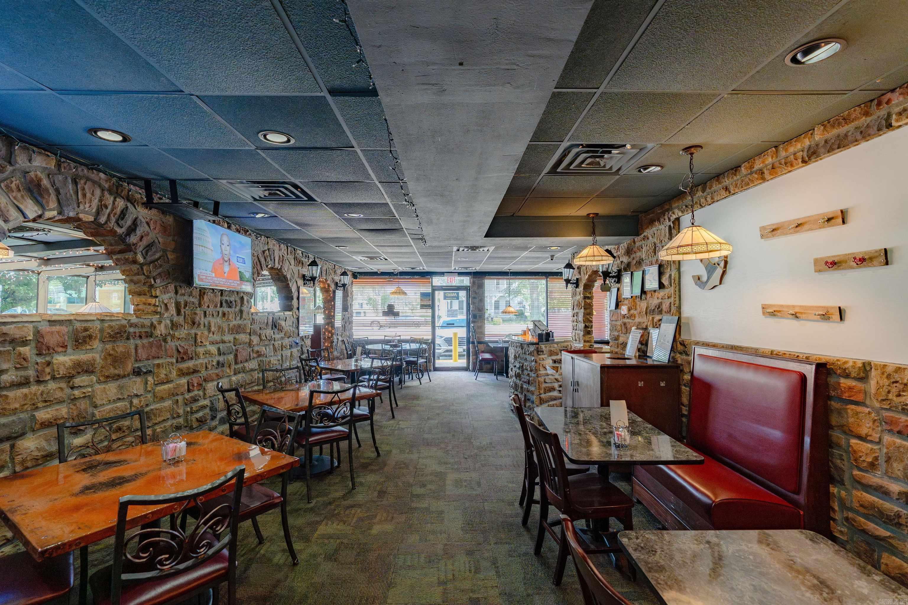 301 E Race  Searcy, AR