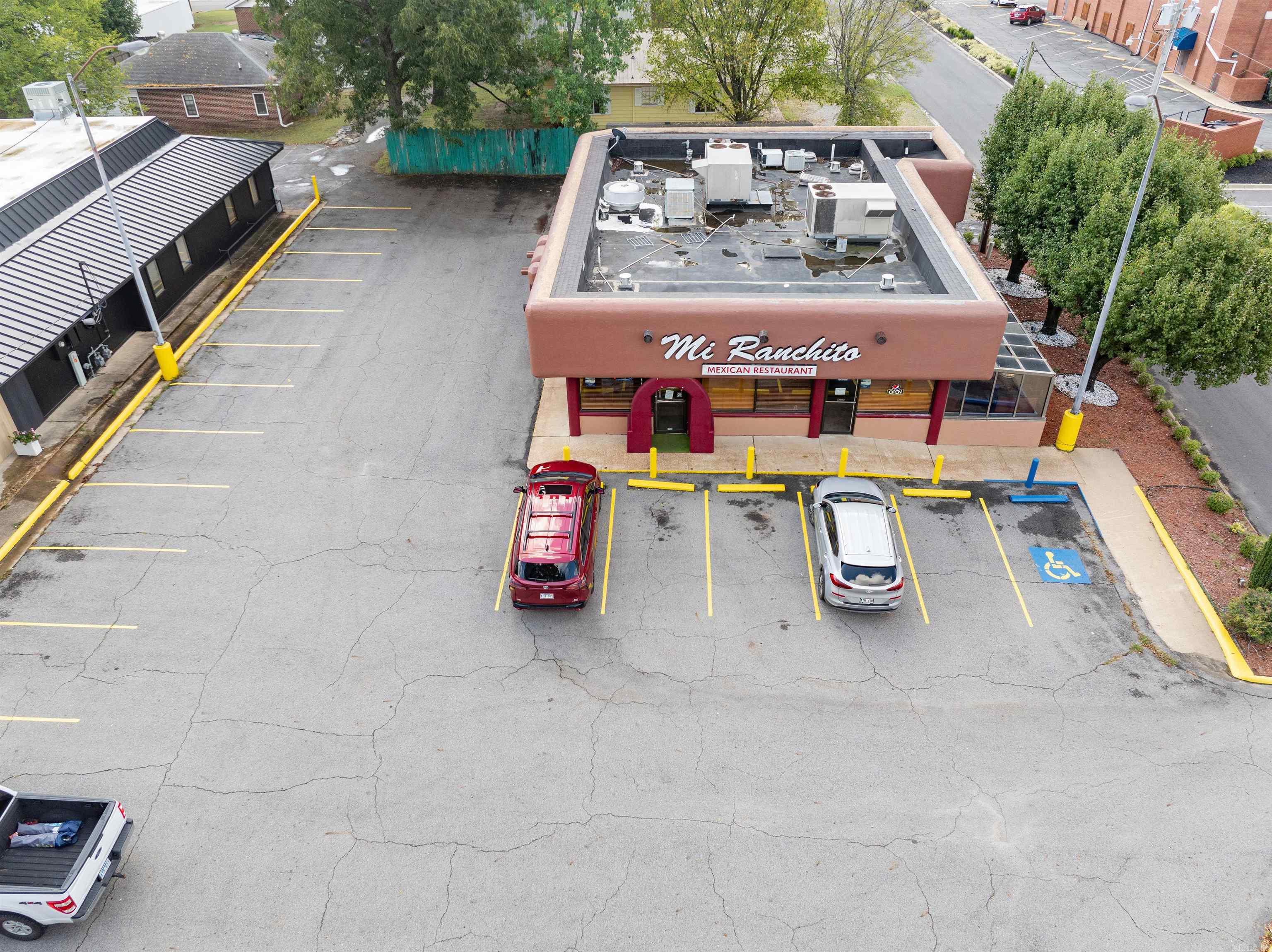 301 E Race  Searcy, AR