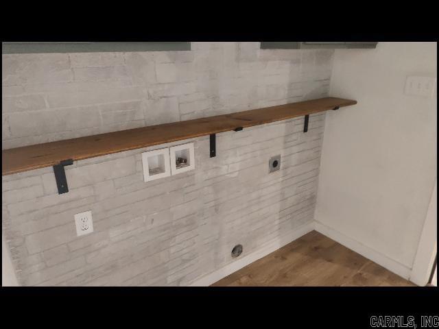 1350 N Parker  Haskell, AR