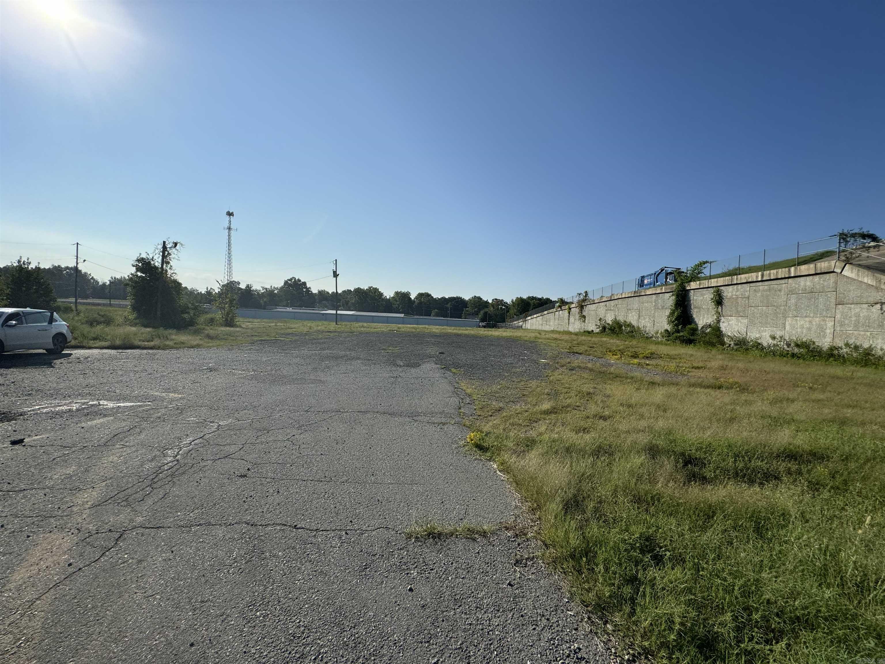 8600 Landers  North Little Rock, AR