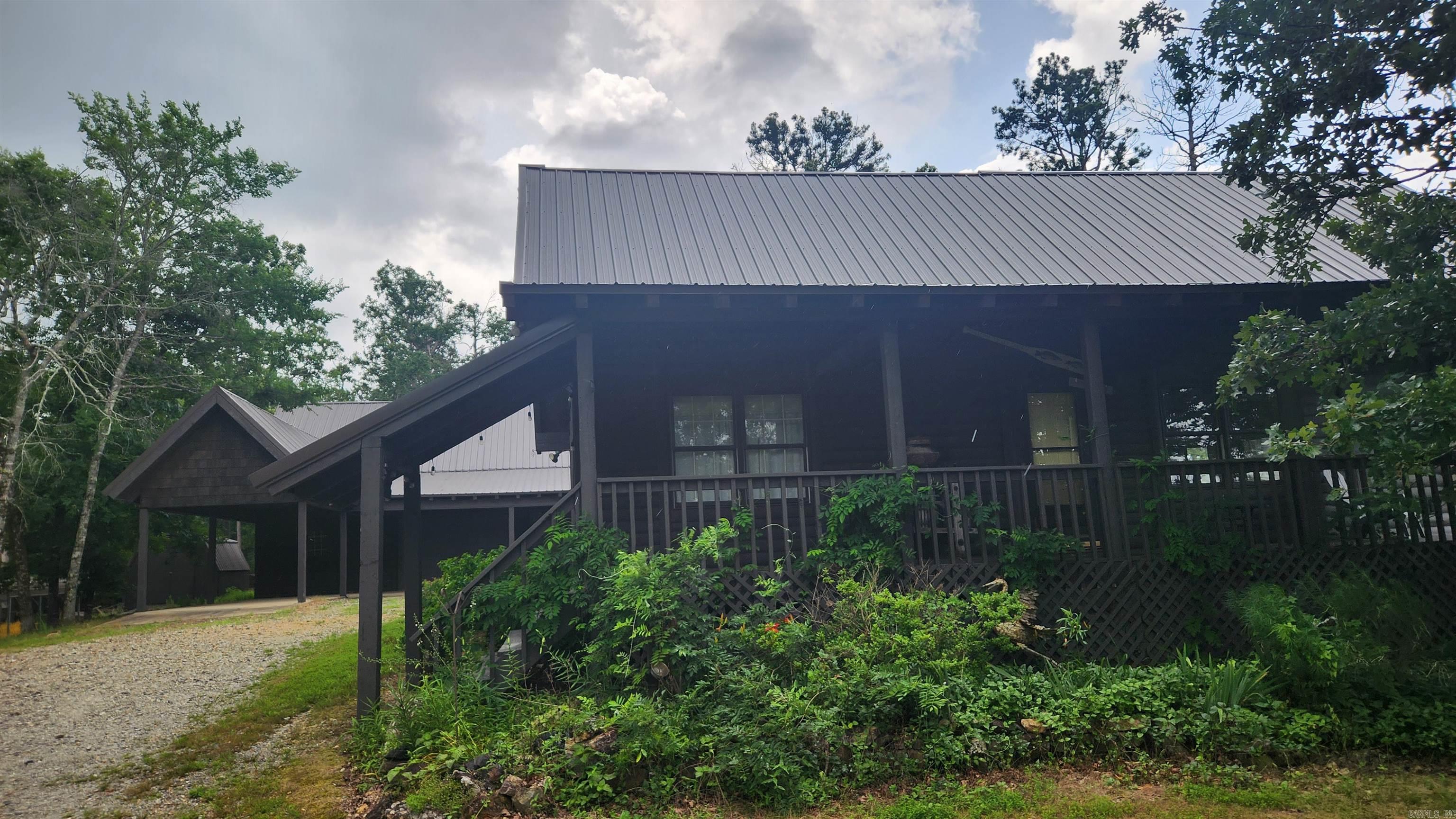 47 Chigger Hill  Story, AR