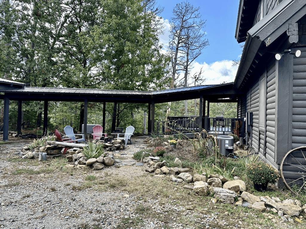 47 Chigger Hill  Story, AR