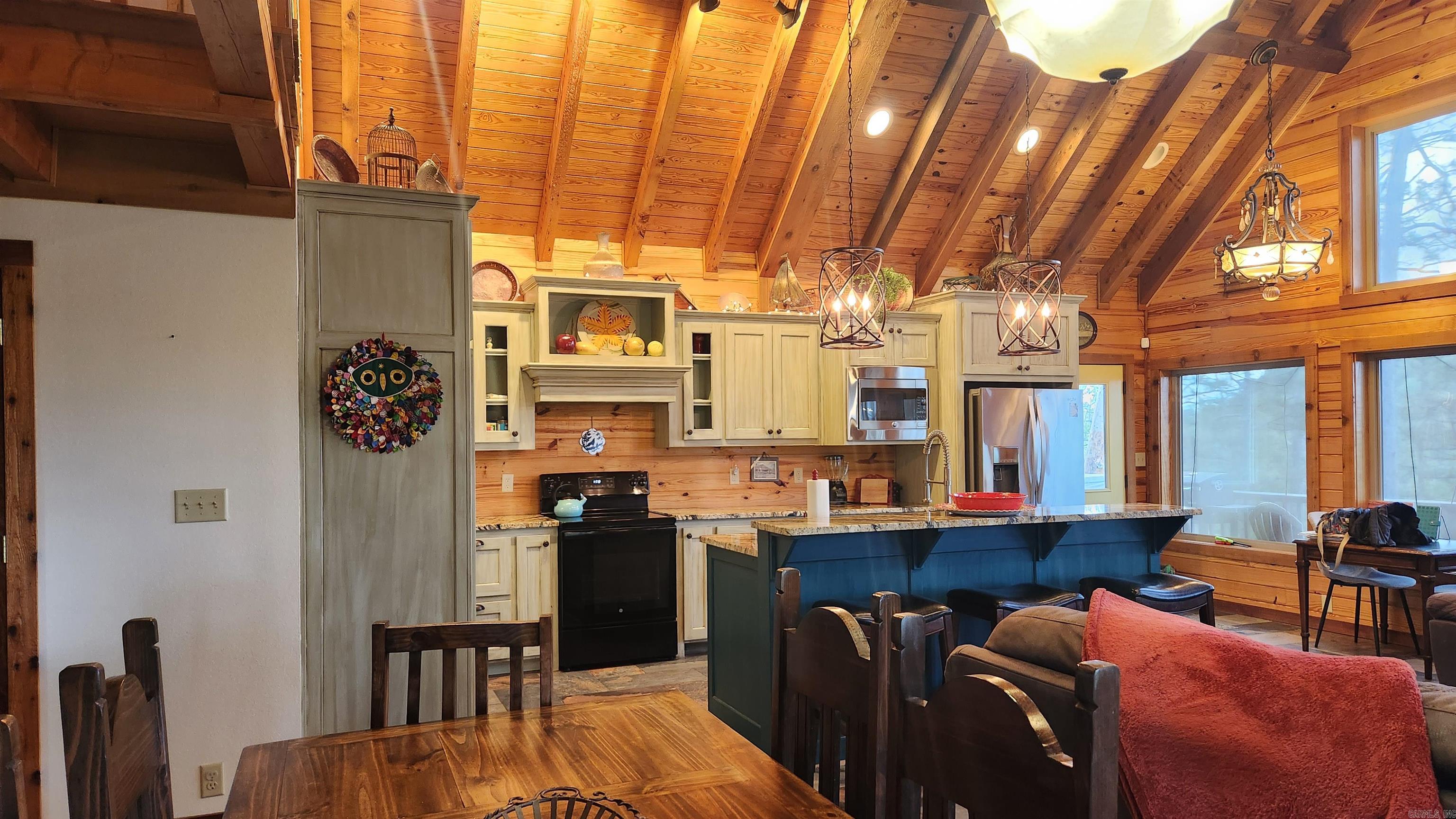 47 Chigger Hill  Story, AR