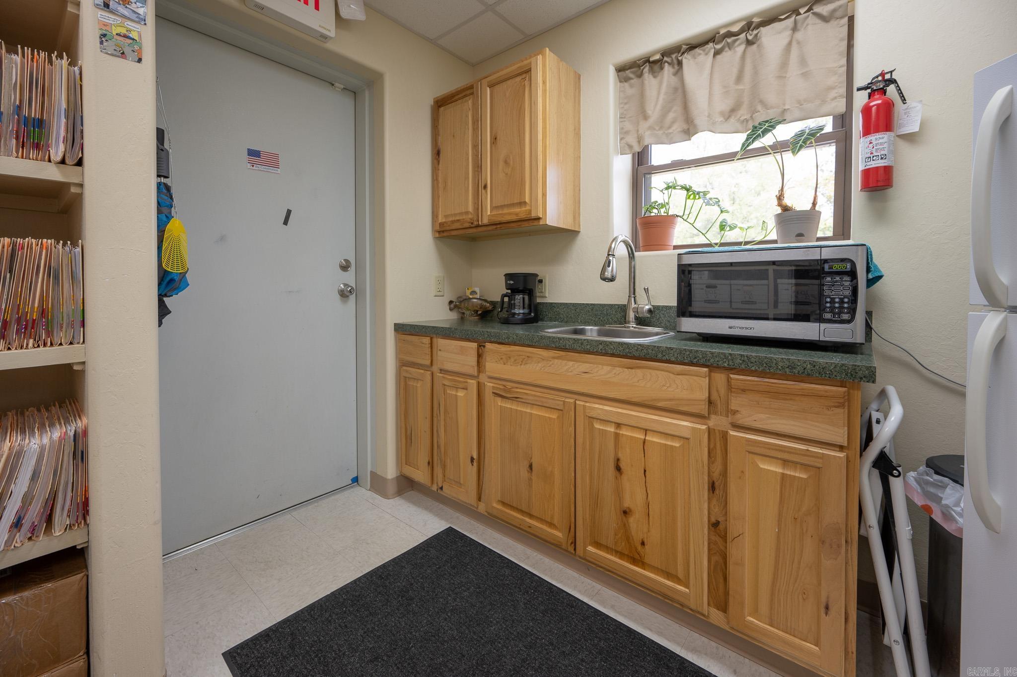 701 S Morrow  Mena, AR