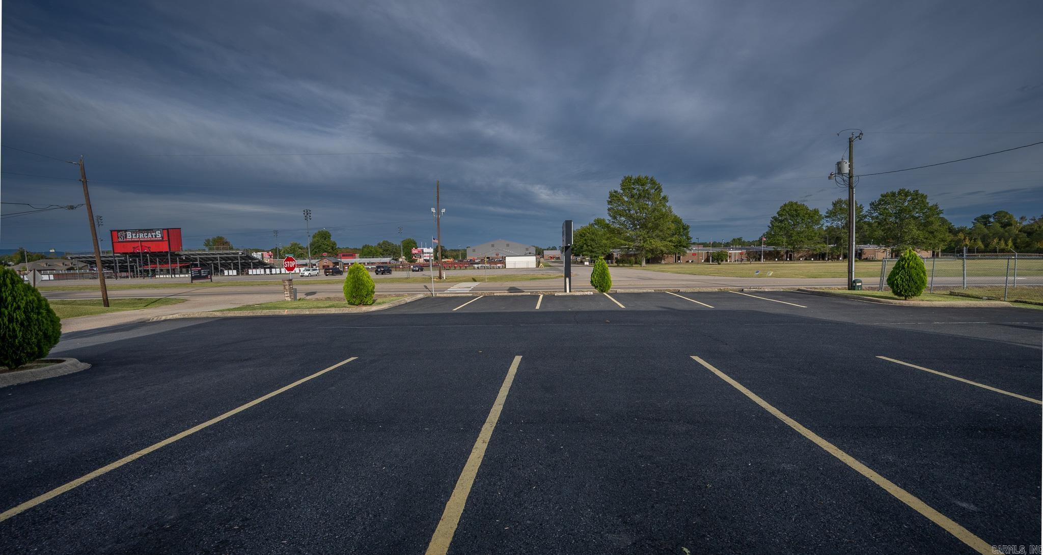 701 S Morrow  Mena, AR