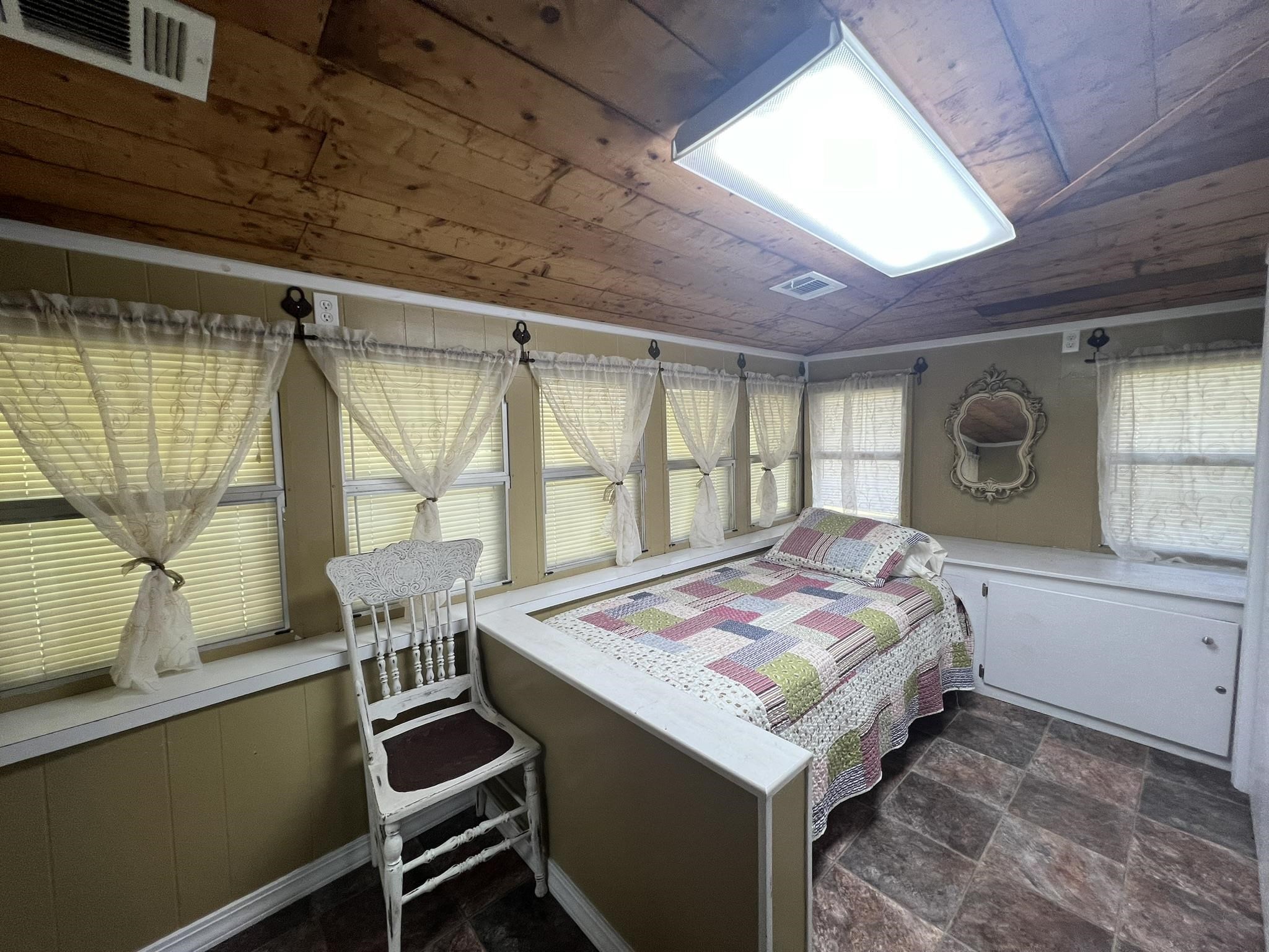 131 Sunset Hill  Mammoth Spring, AR