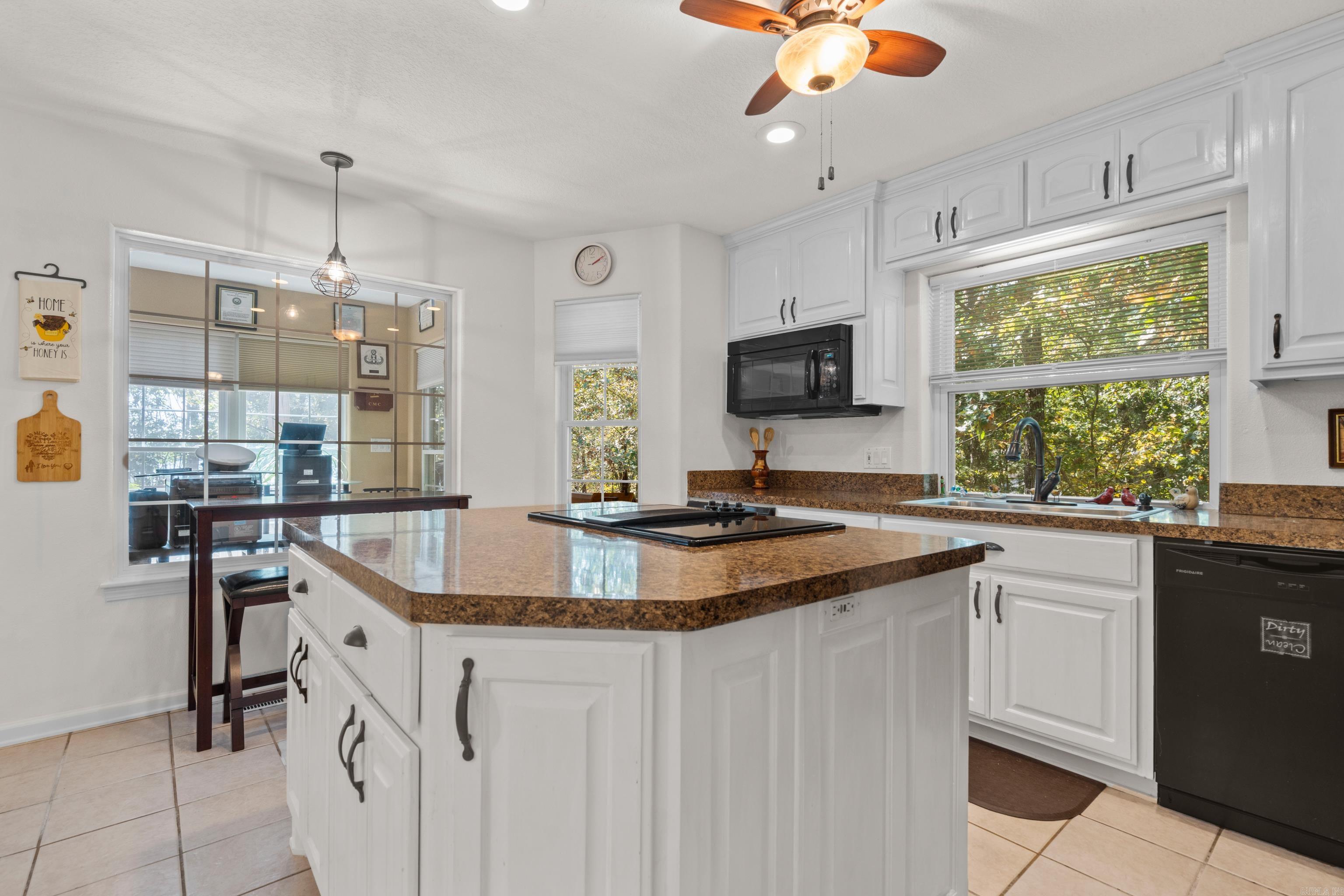 5 Sanchez Cove Hot Springs Village, AR 71909