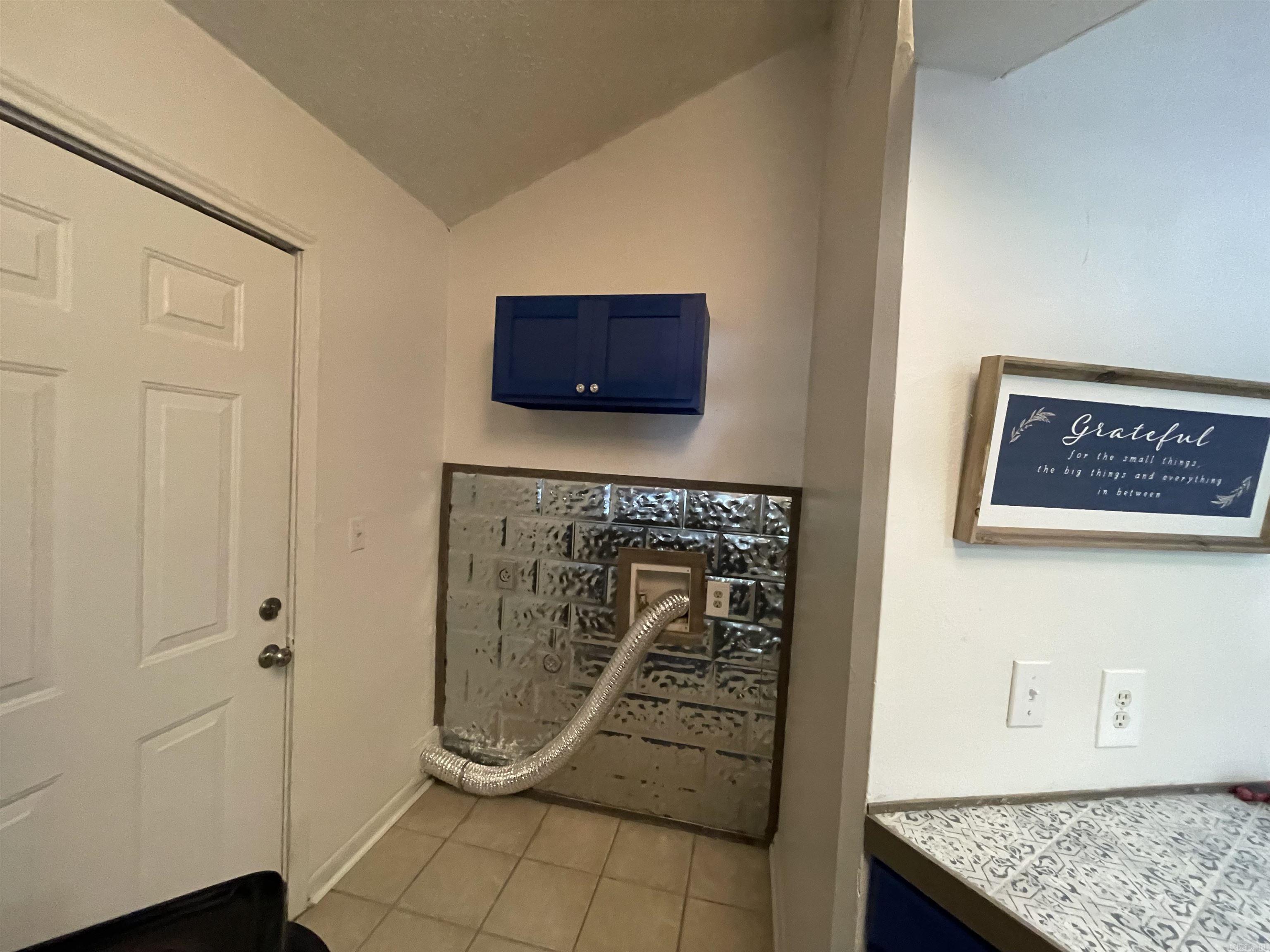 6120 Calhoun Street — photo 5