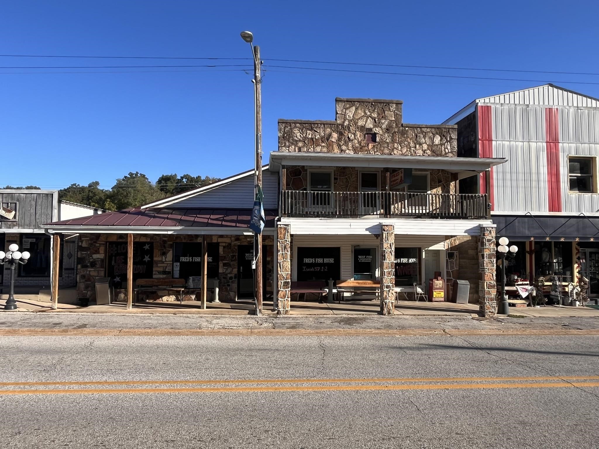 225 Main  Mammoth Spring, AR