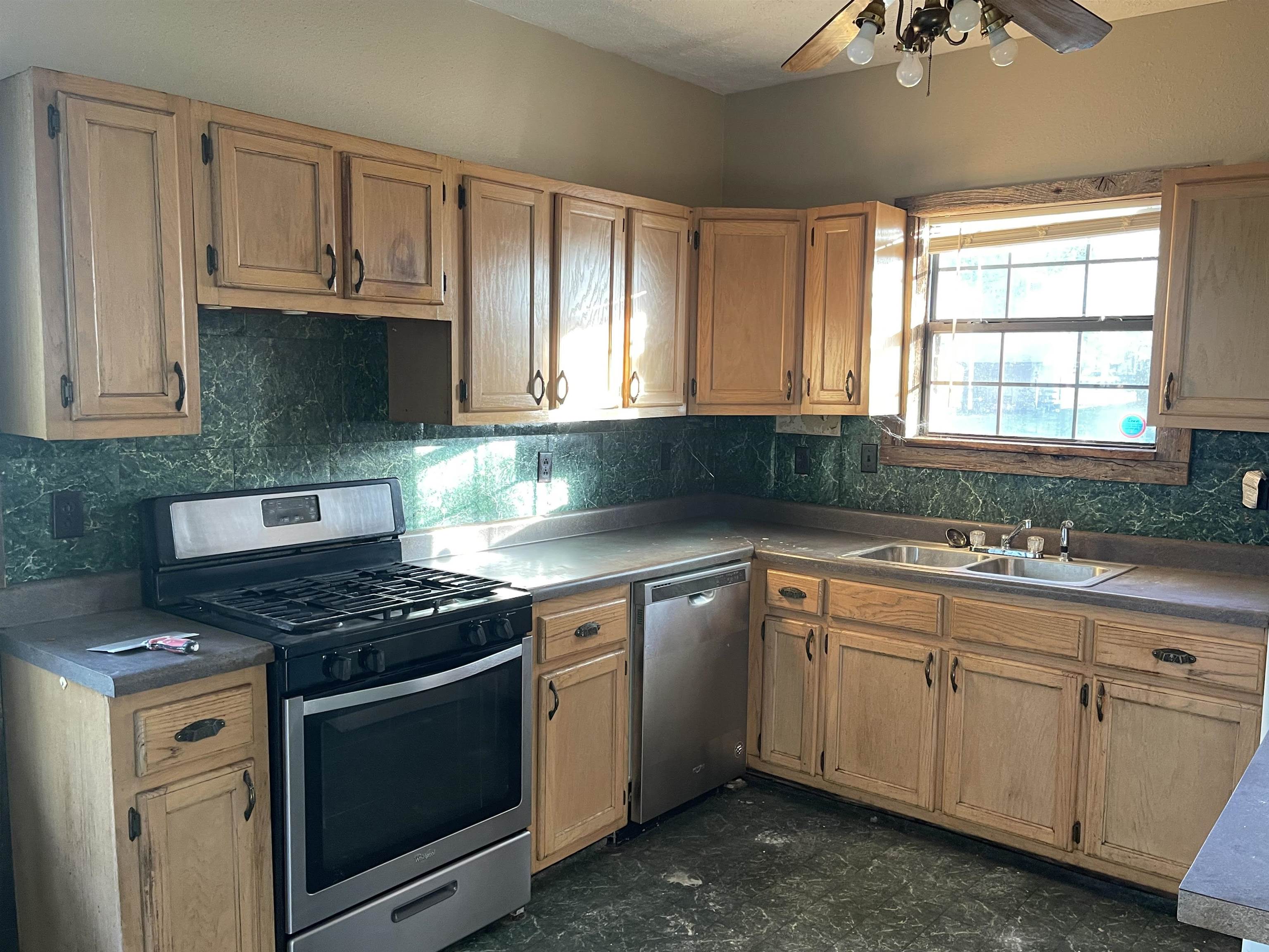 203 McClamrock  Portia, AR