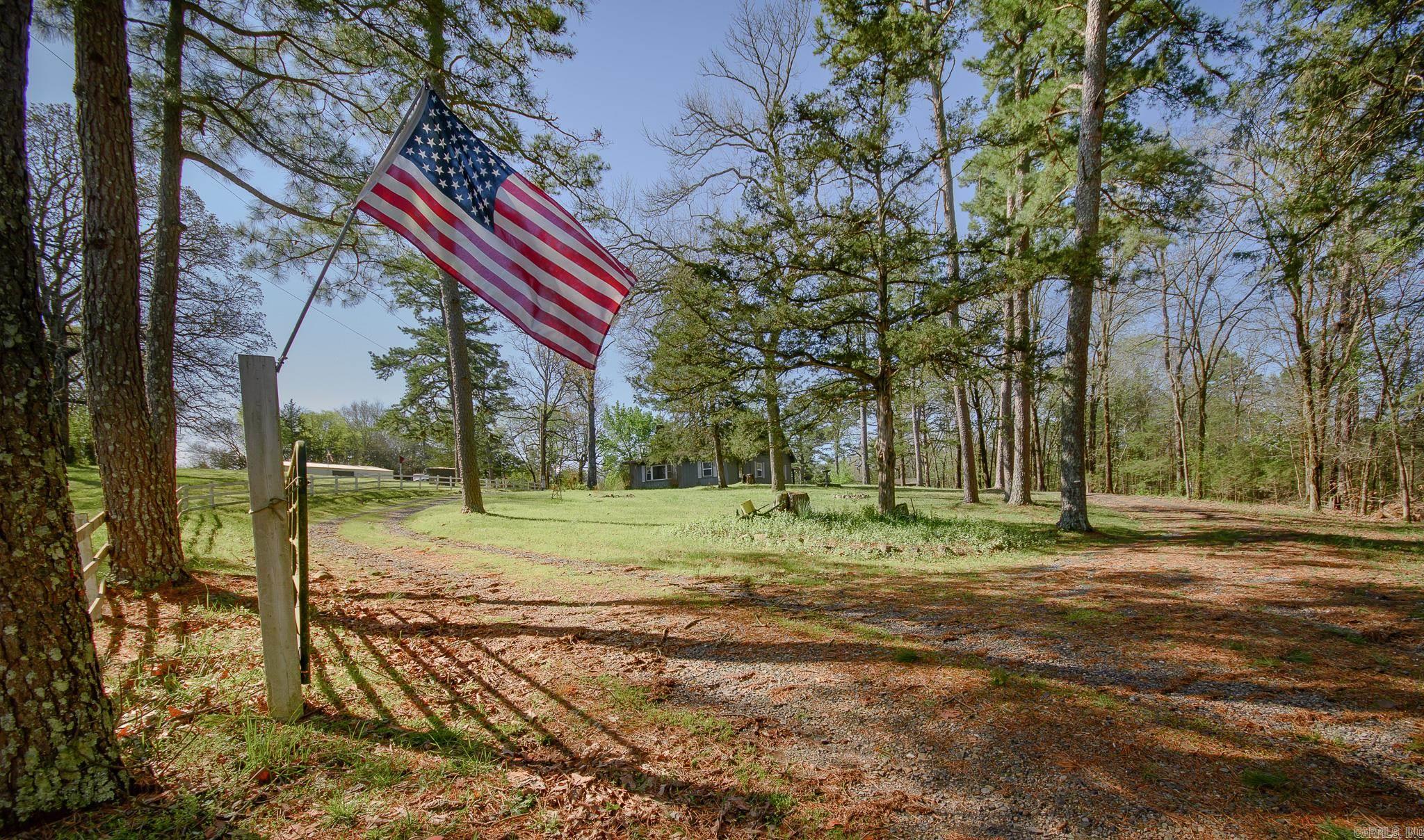 1256 Polk Road 38 Hatfield, AR 71945