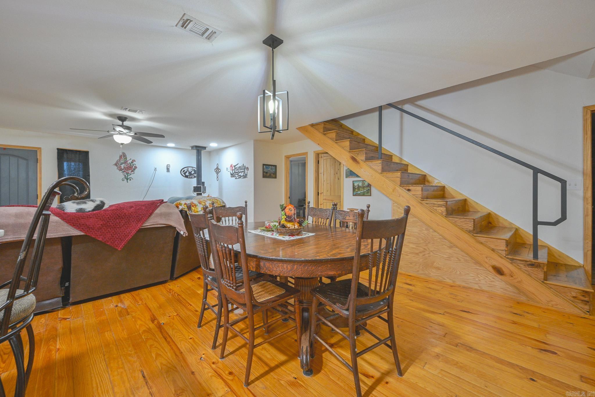 6083 Highway 71 S  Cove, AR