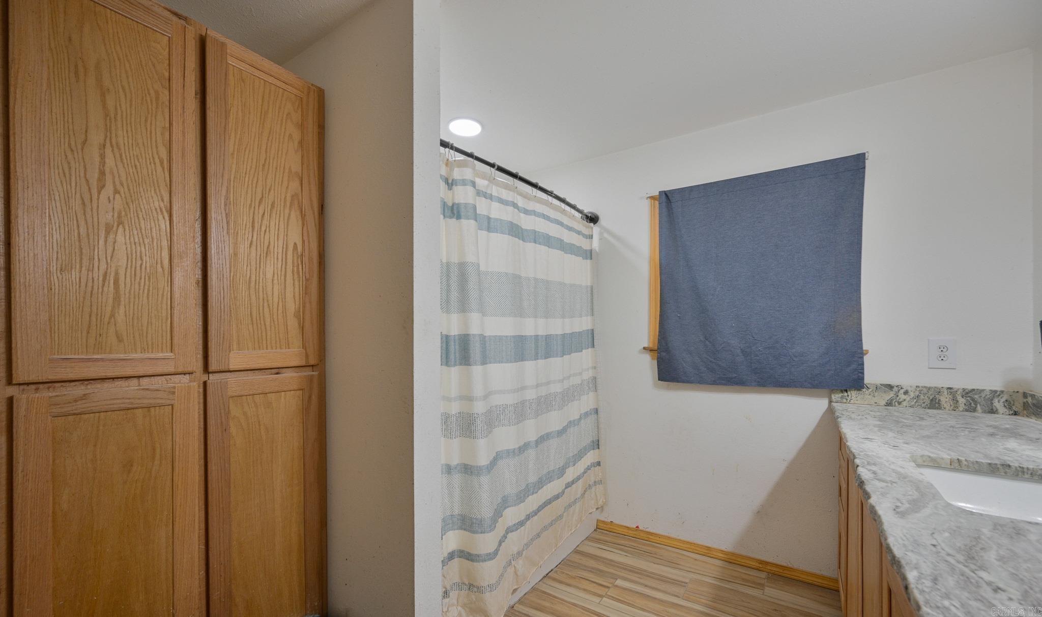 6083 Highway 71 S  Cove, AR