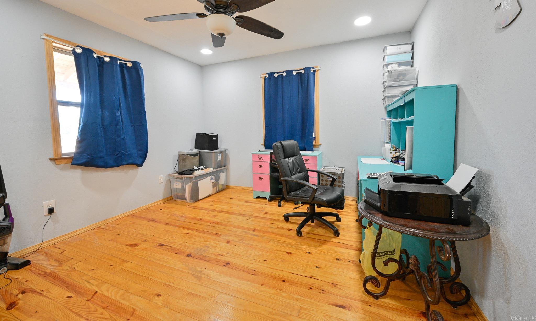 6083 Highway 71 S  Cove, AR