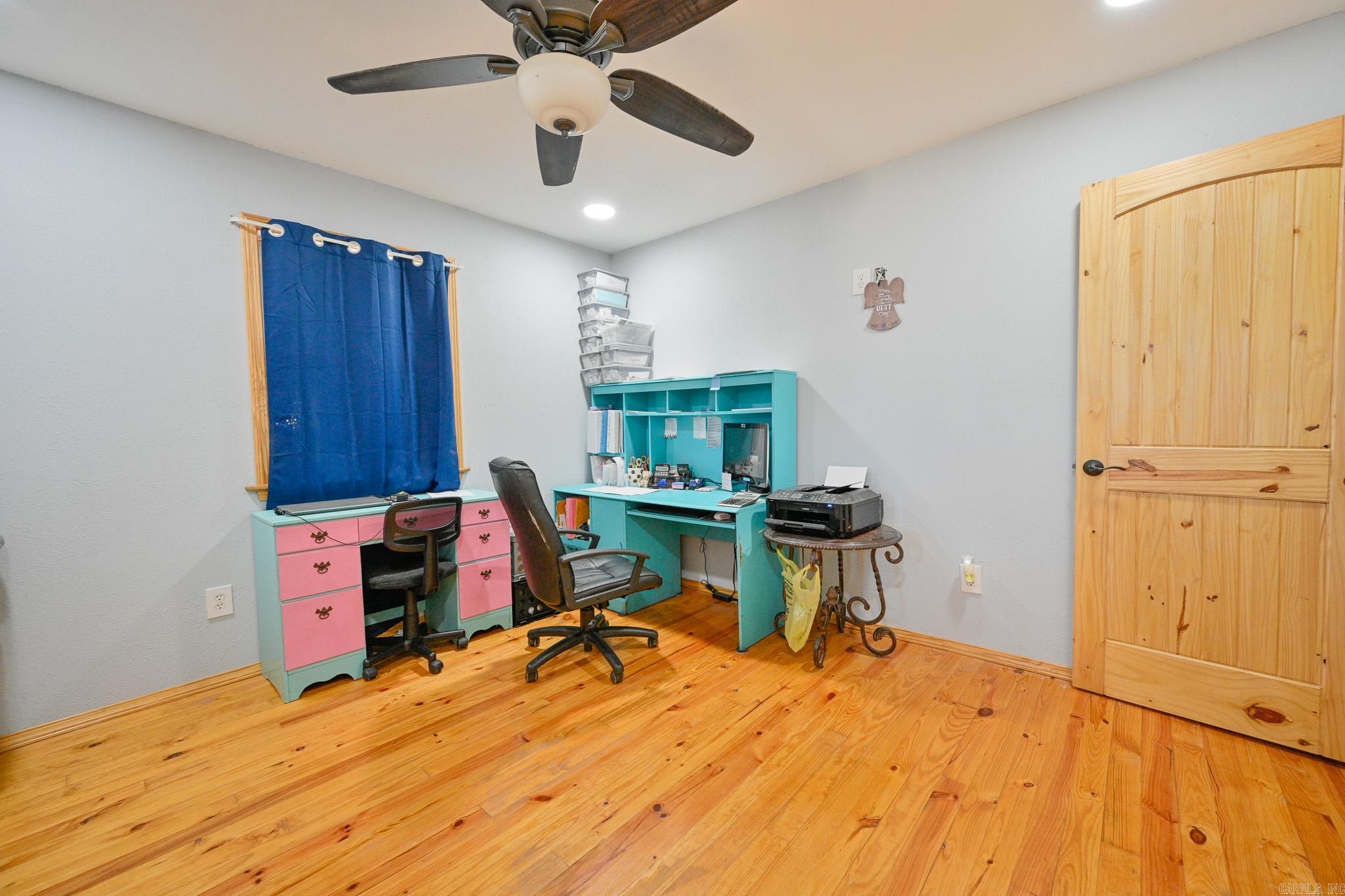 6083 Highway 71 S  Cove, AR