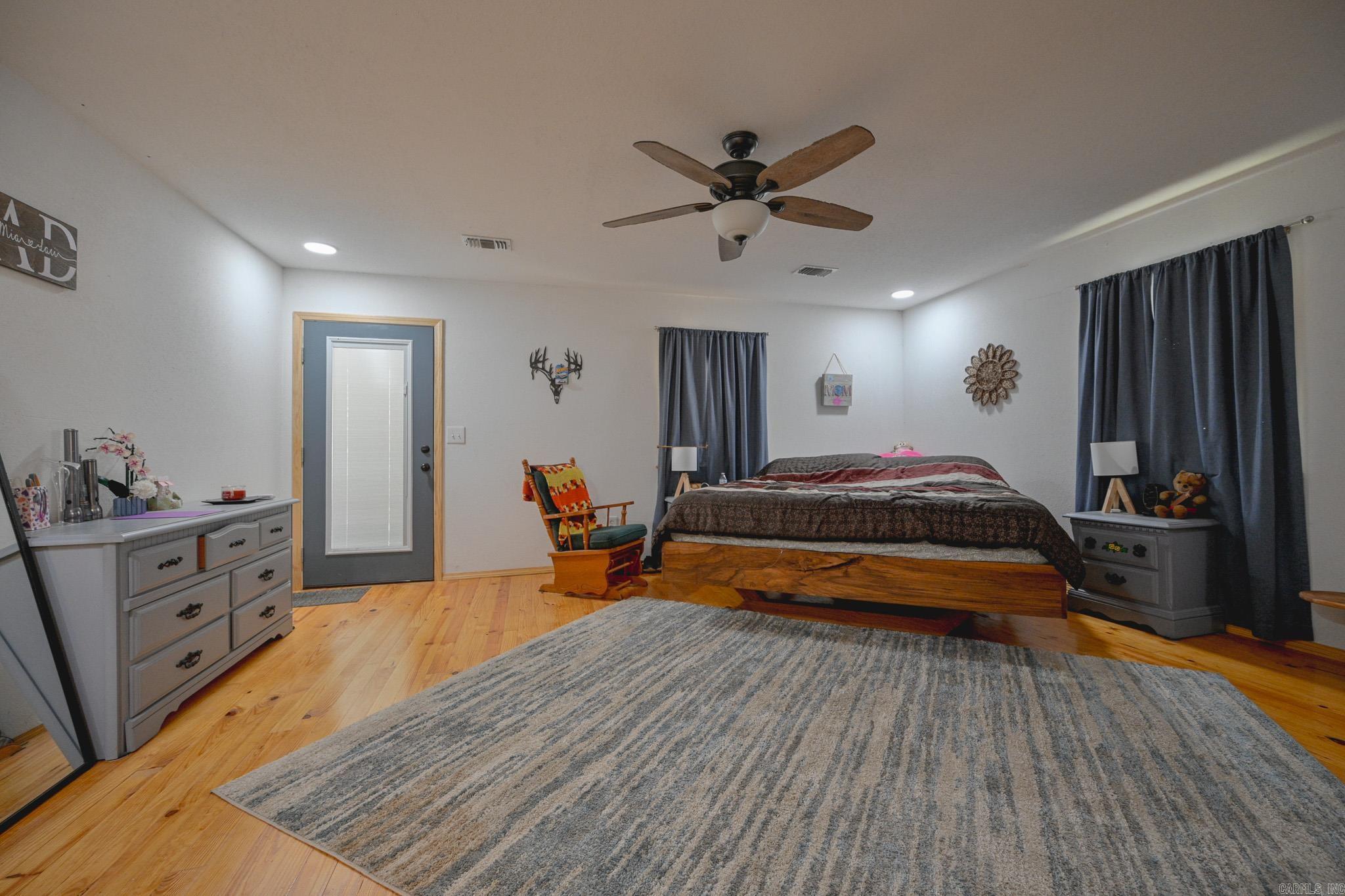 6083 Highway 71 S  Cove, AR