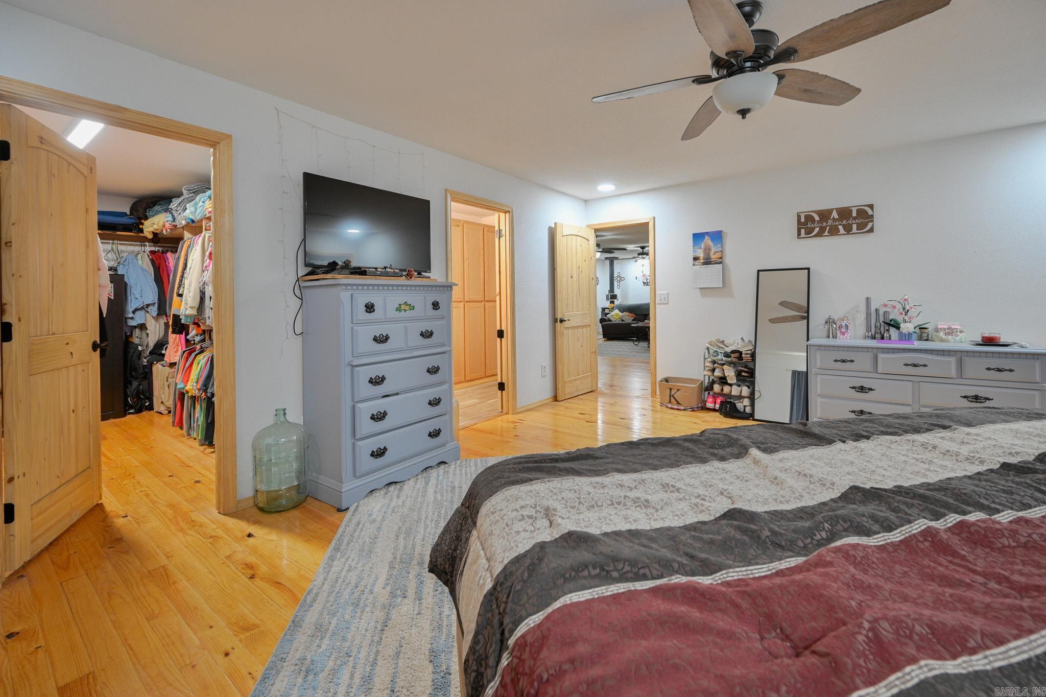 6083 Highway 71 S  Cove, AR
