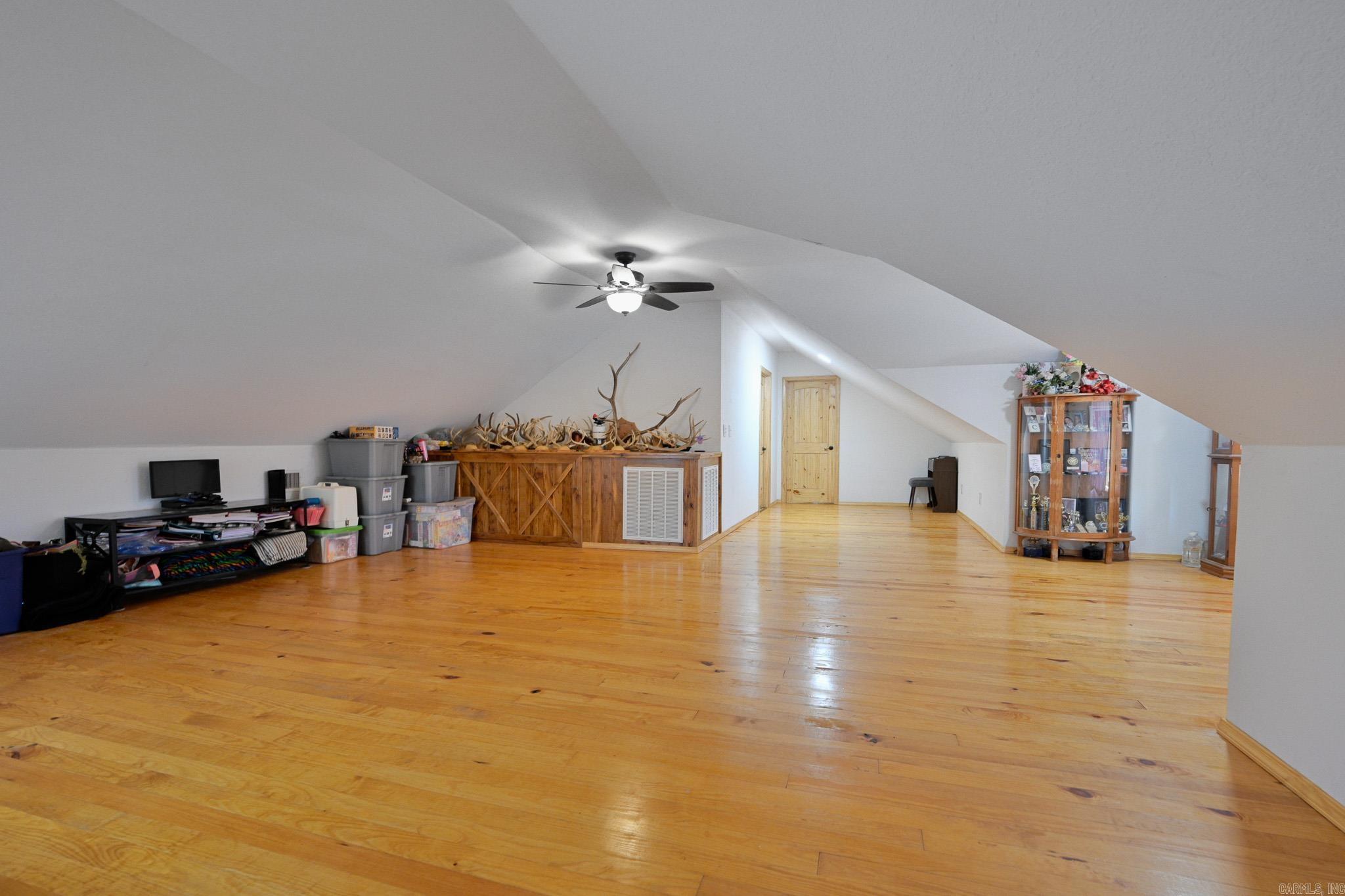 6083 Highway 71 S  Cove, AR