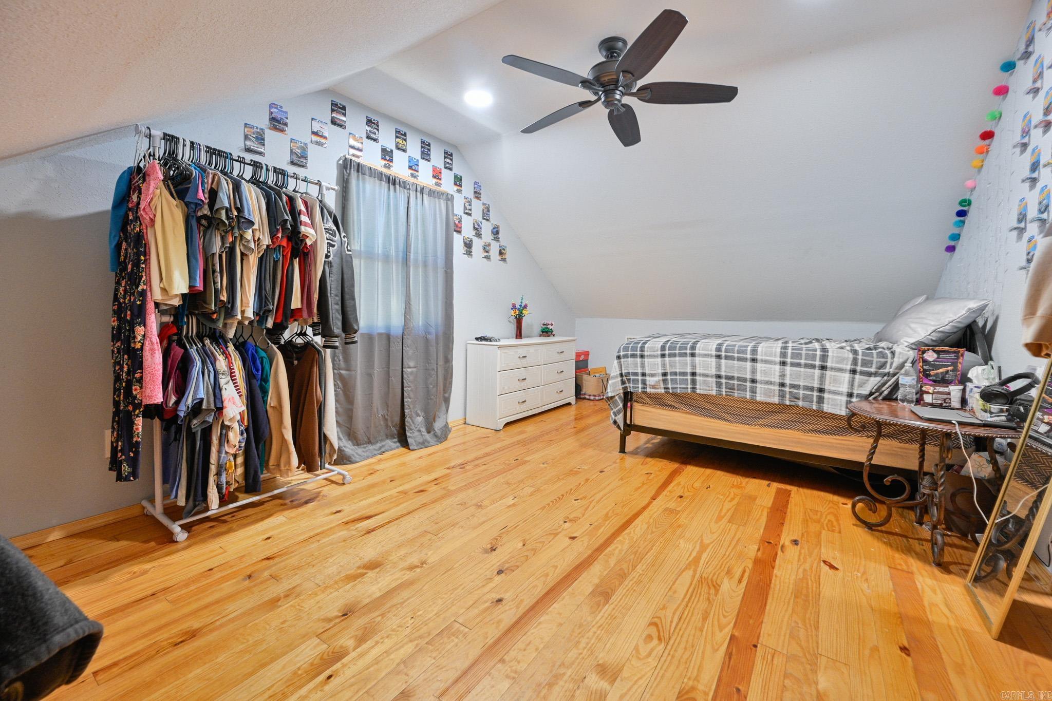 6083 Highway 71 S  Cove, AR