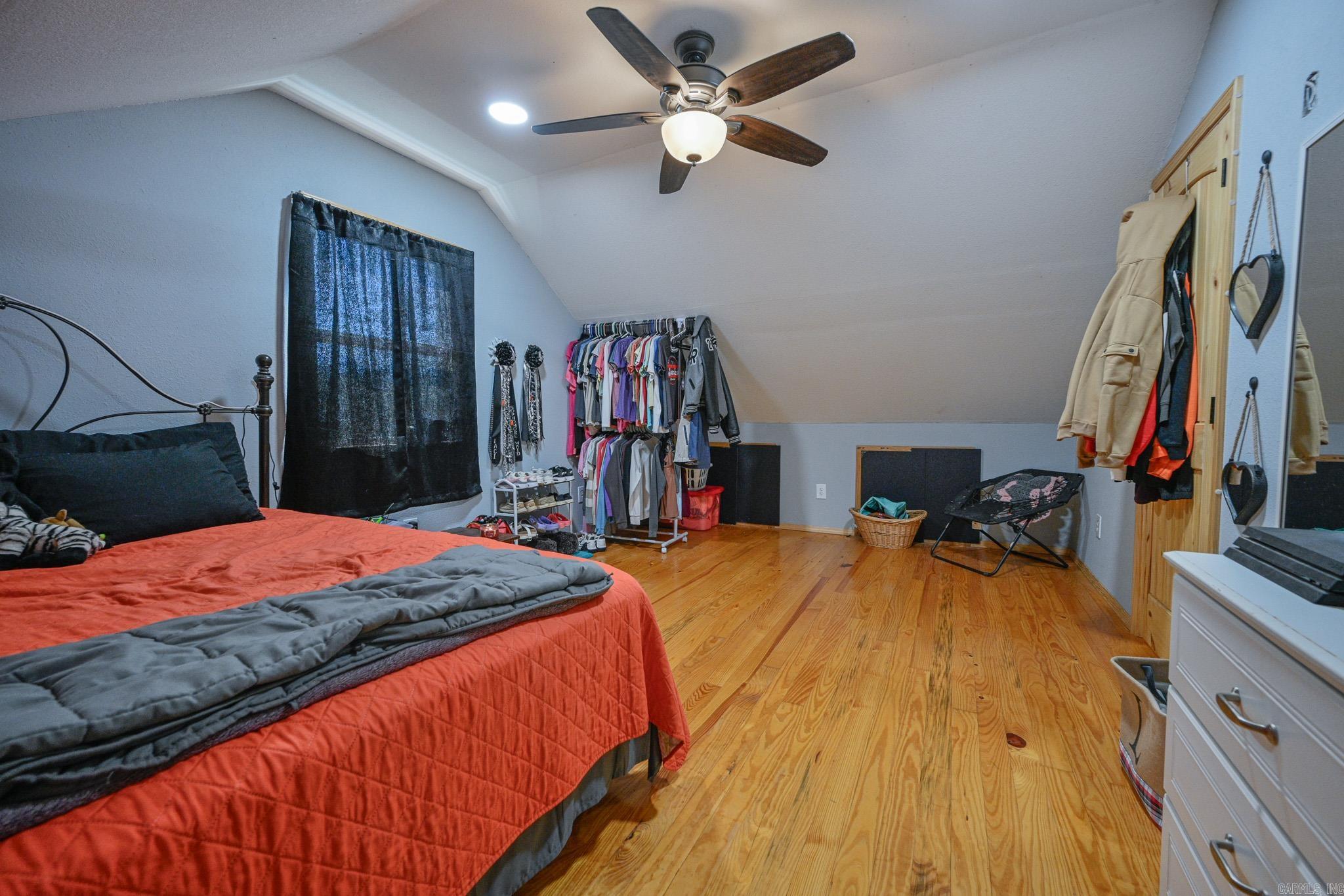 6083 Highway 71 S  Cove, AR