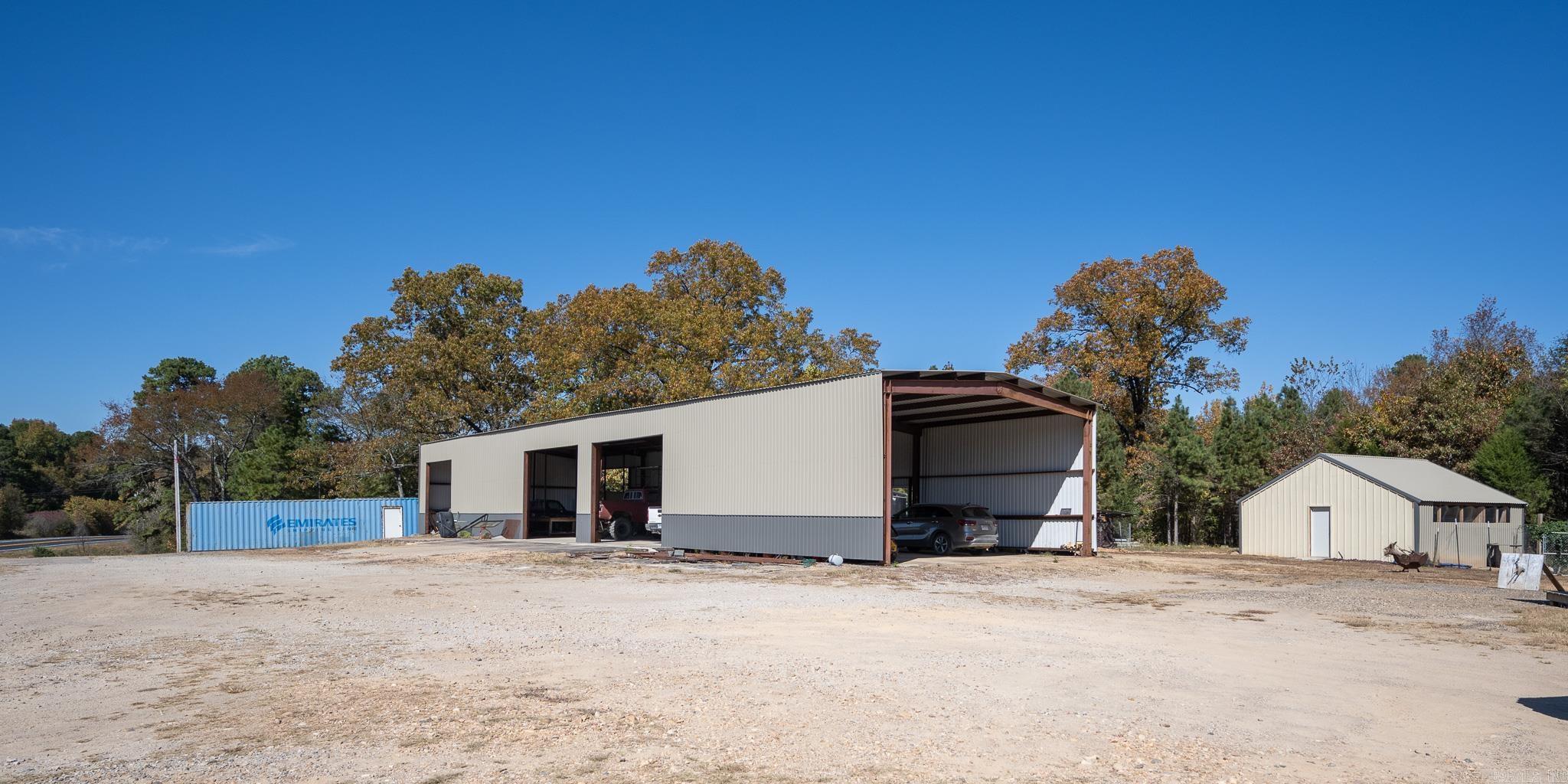 6083 Highway 71 S  Cove, AR