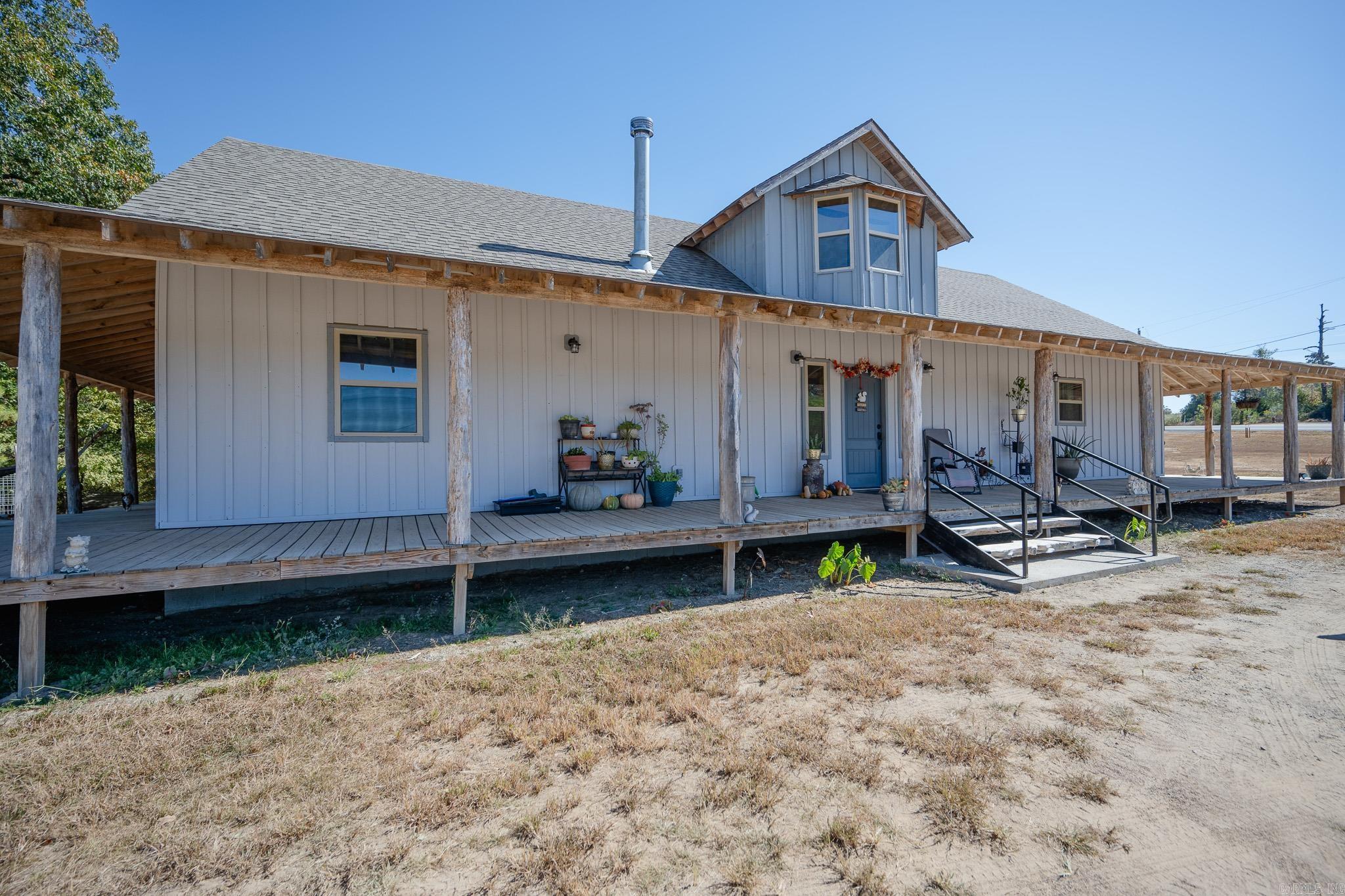 6083 Highway 71 S  Cove, AR