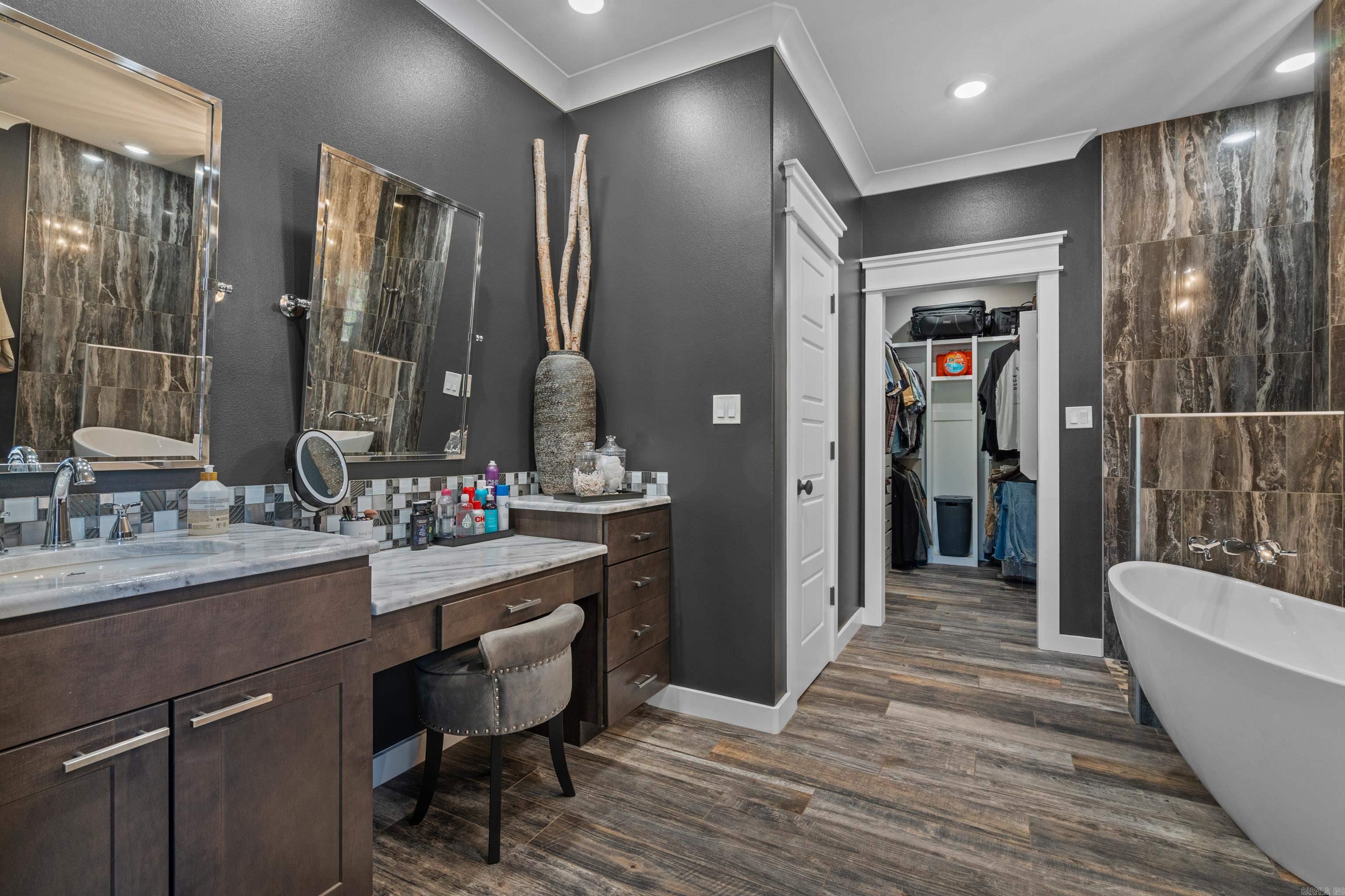 107 Chinook Drive Hot Springs, AR 71913