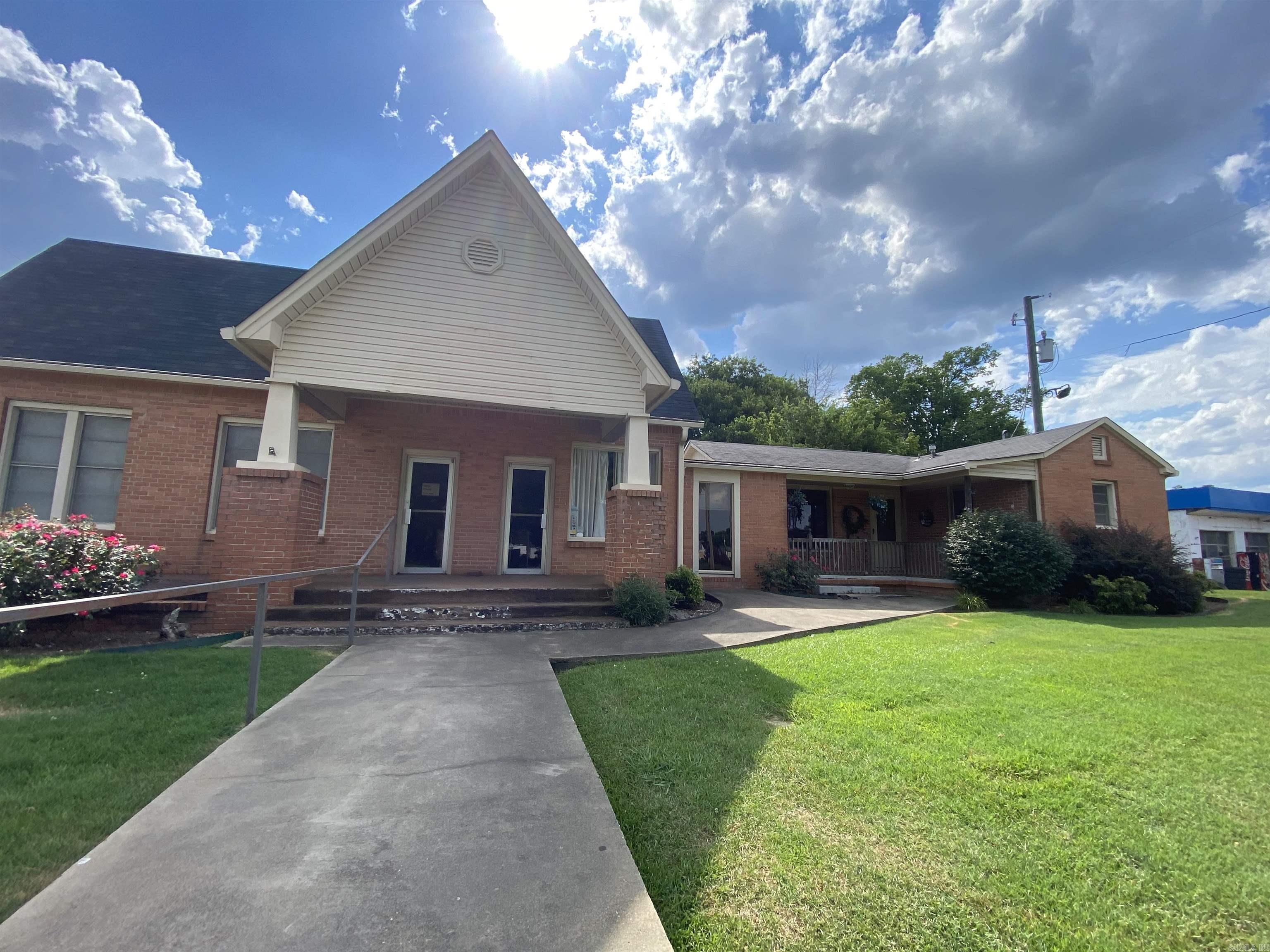 756 Main St  Danville, AR