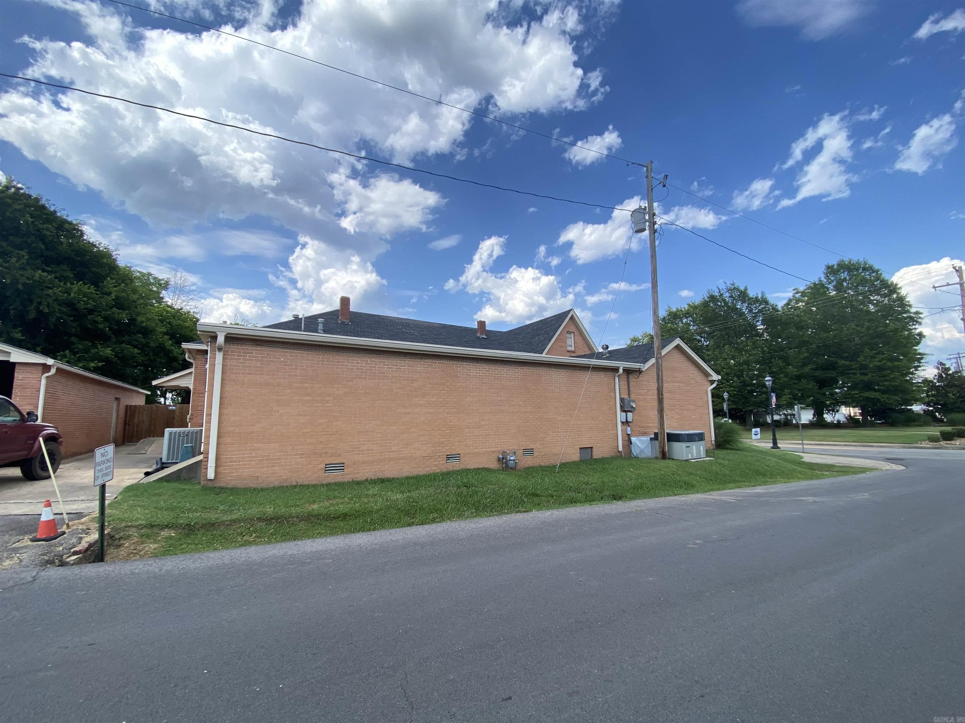 756 Main St  Danville, AR